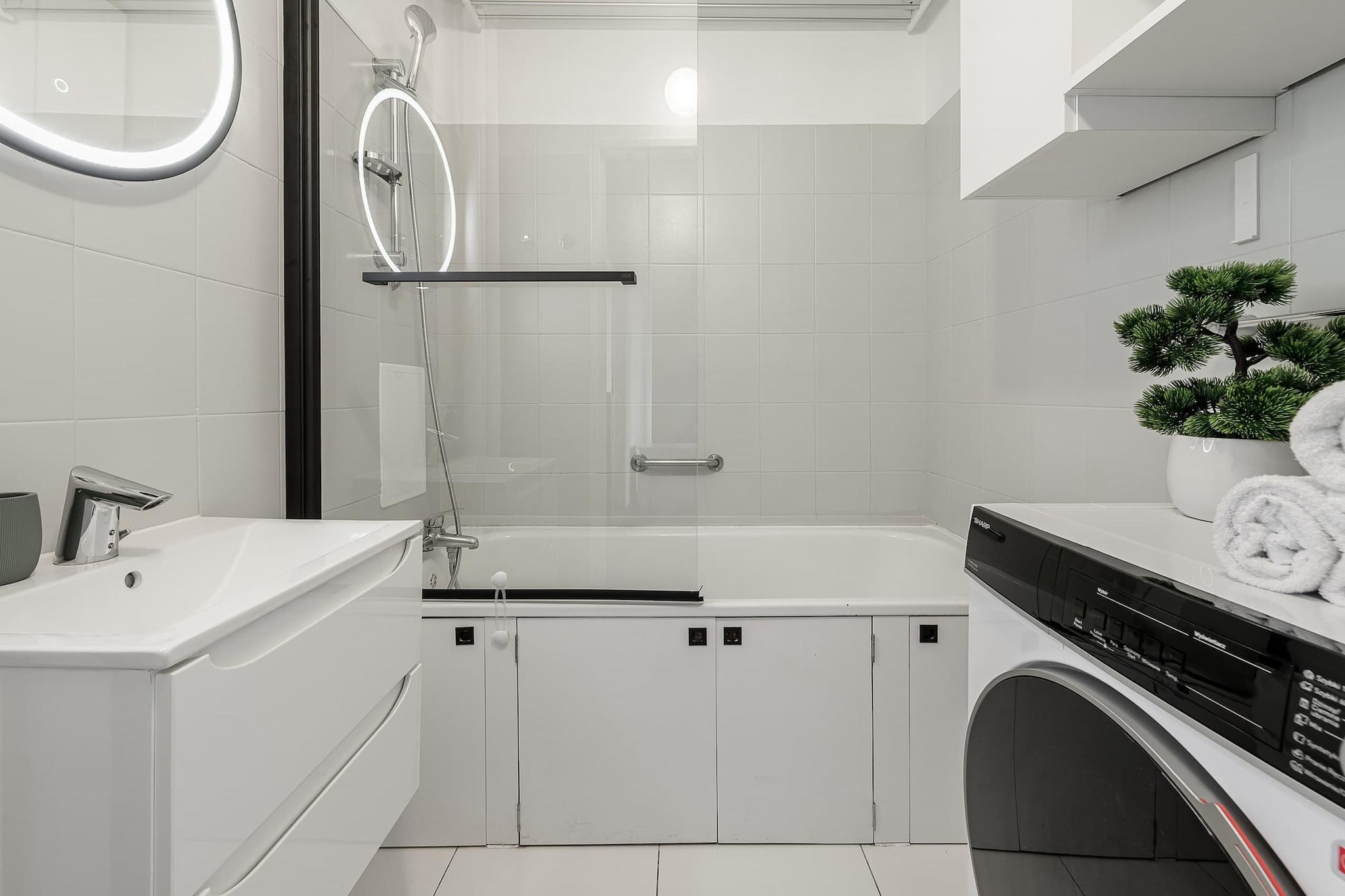 190 Targowa 4/13 (4) - Badkamer