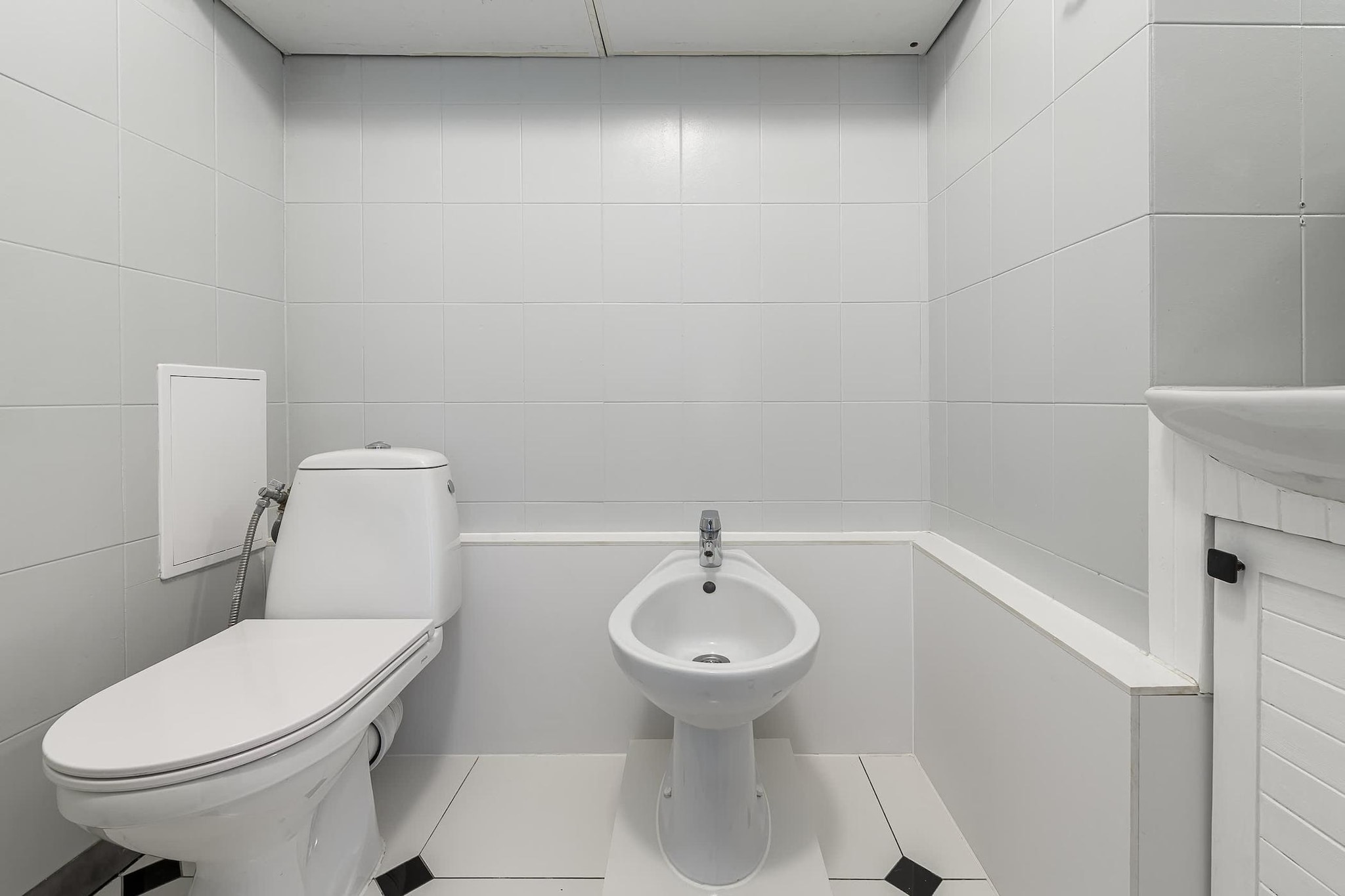 190 Targowa 4/13 (4) - Badkamer