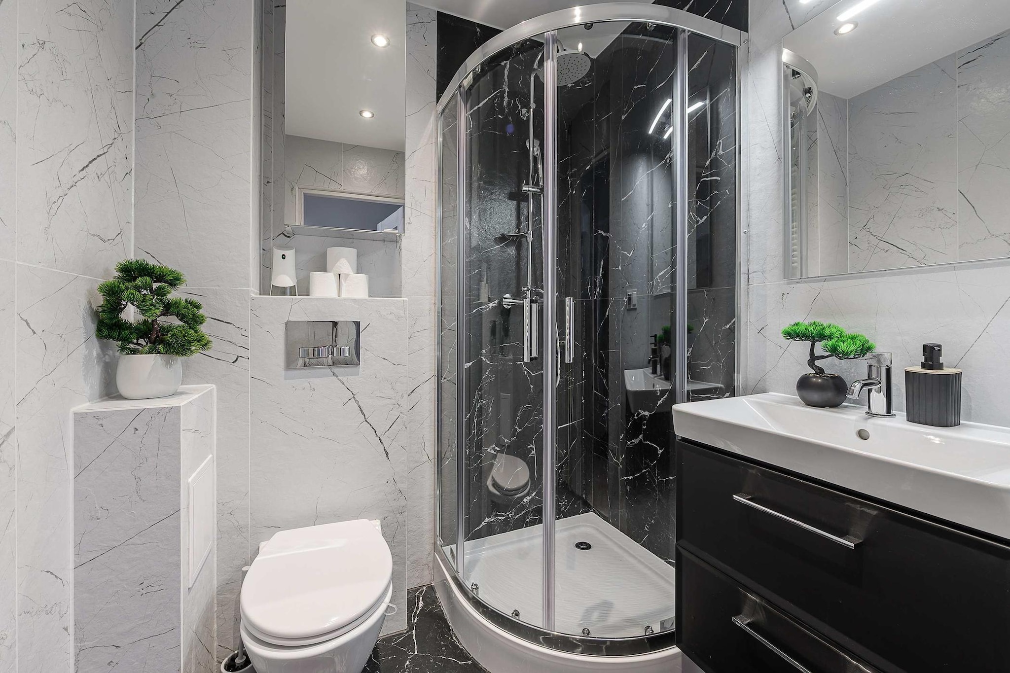 203 Grenady 15/47(4) - Bathroom