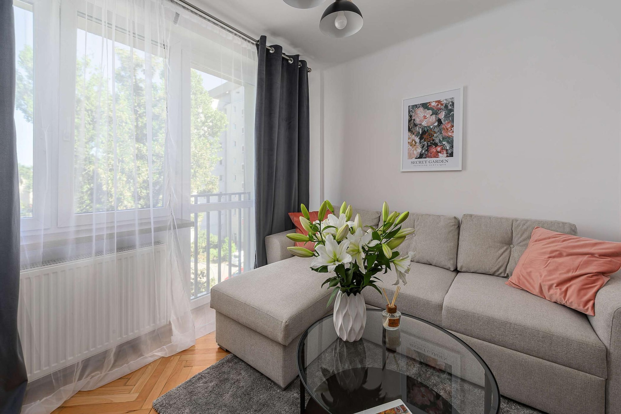 203 Grenady 15/47(4) - Living room