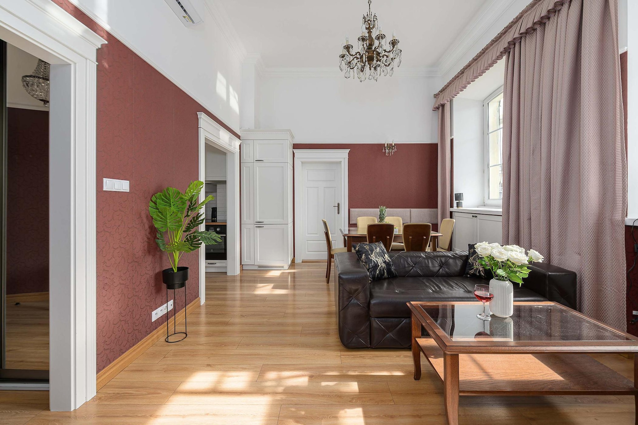 195 Miodowa 3/9 (4) - Living room