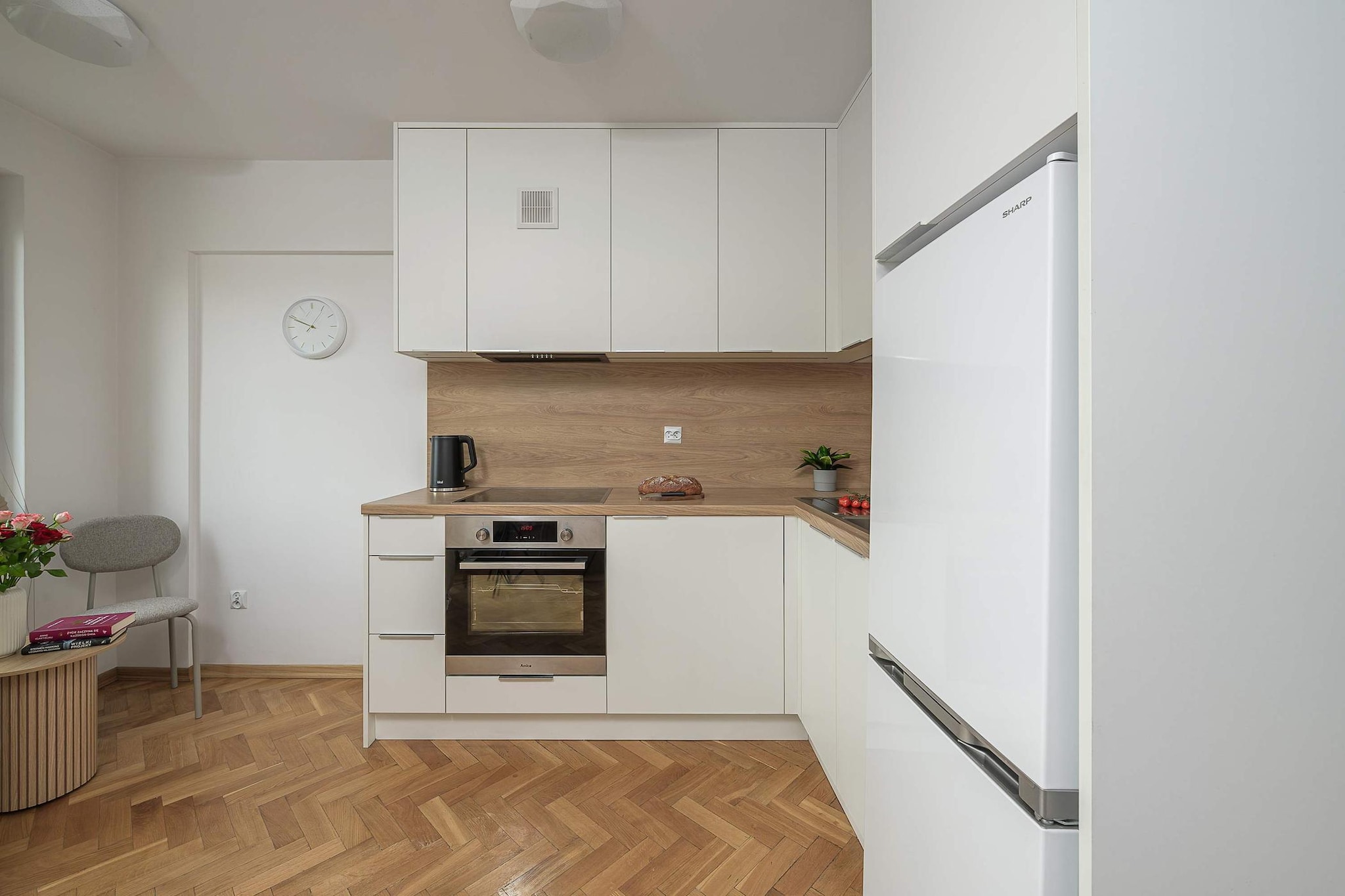 212 JaPawła II 65/101 (4) - Kitchen
