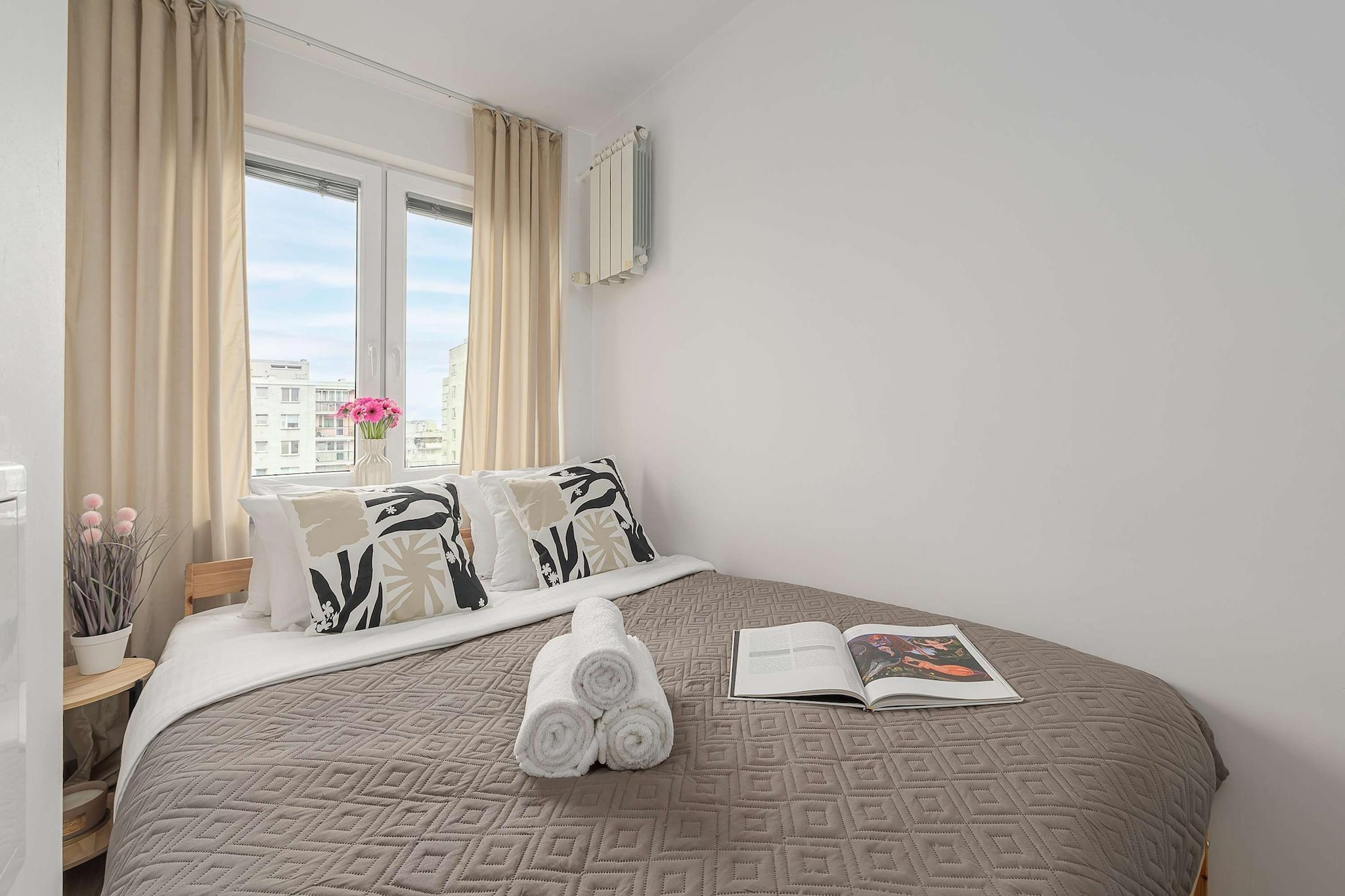 212 JaPawła II 65/101 (4) - Bedroom