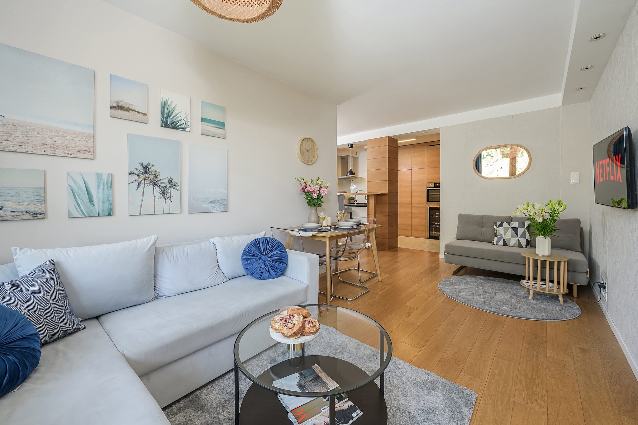 215 Saska 6a/17 (4) - Woonkamer