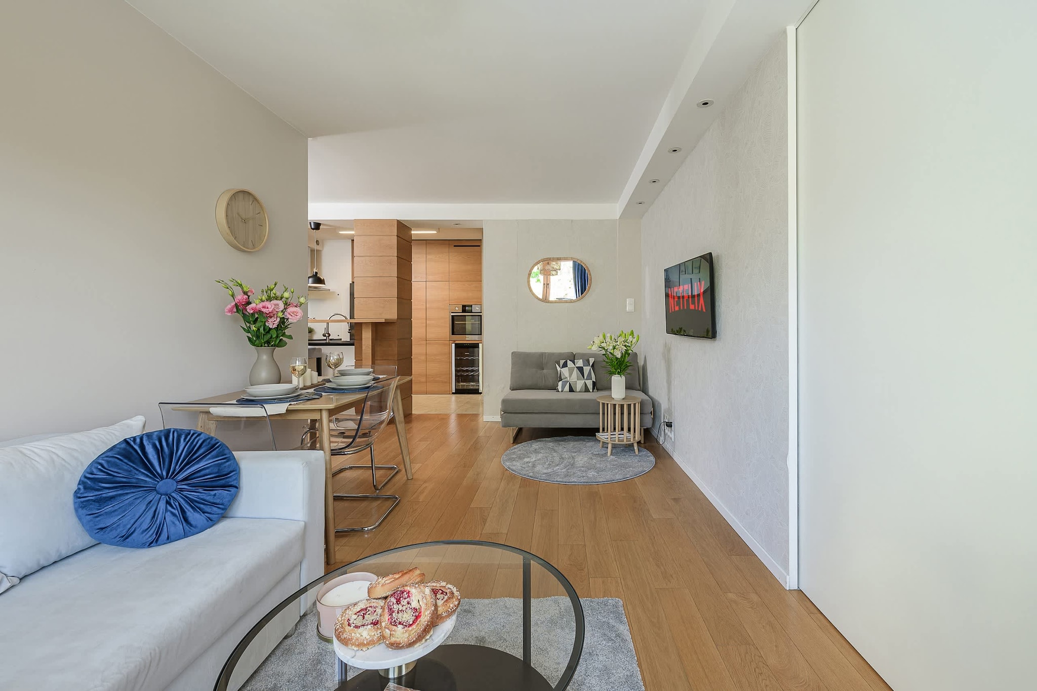 215 Saska 6a/17 (4) - Woonkamer