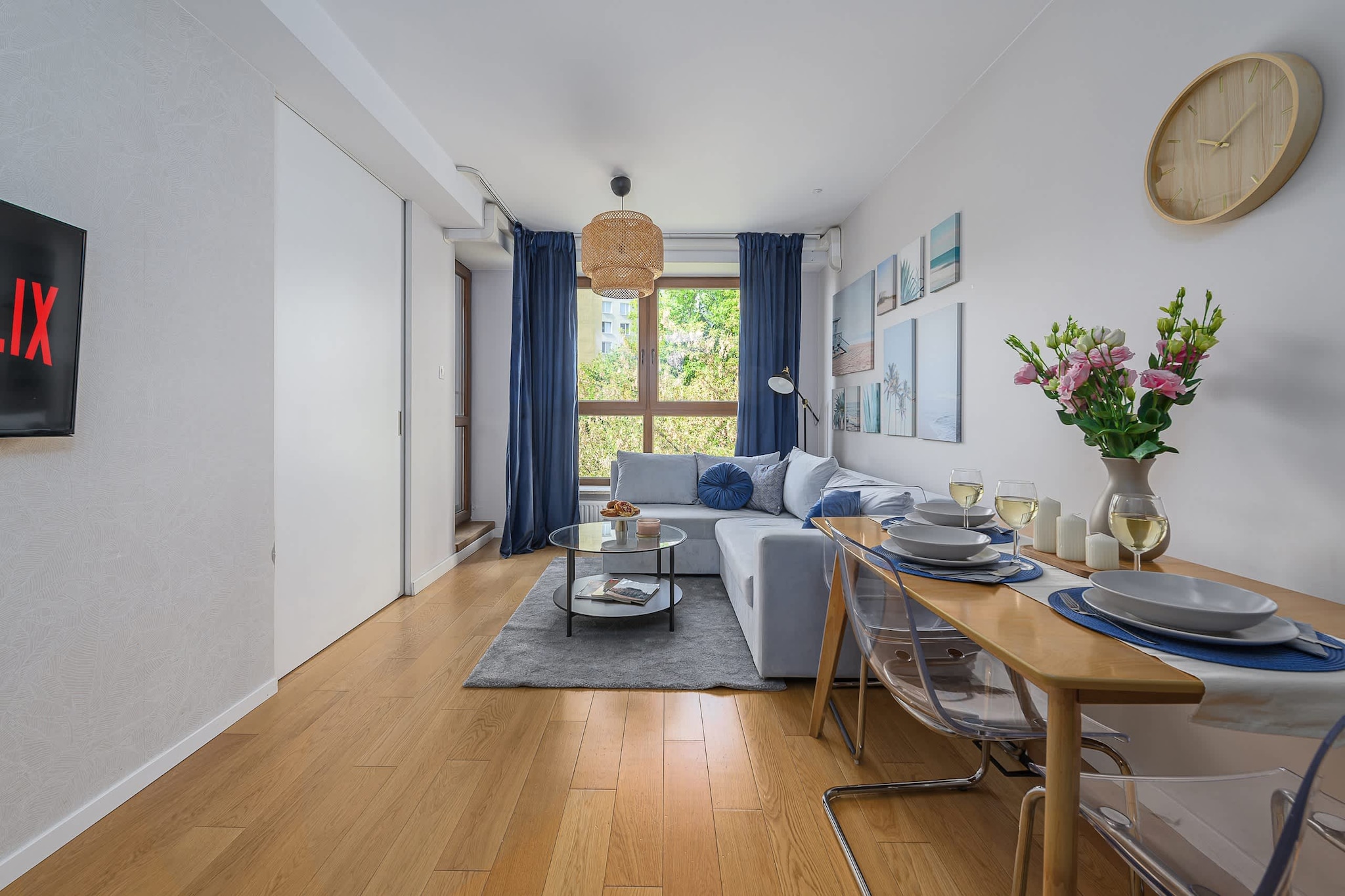 215 Saska 6a/17 (4) - Eetkamer