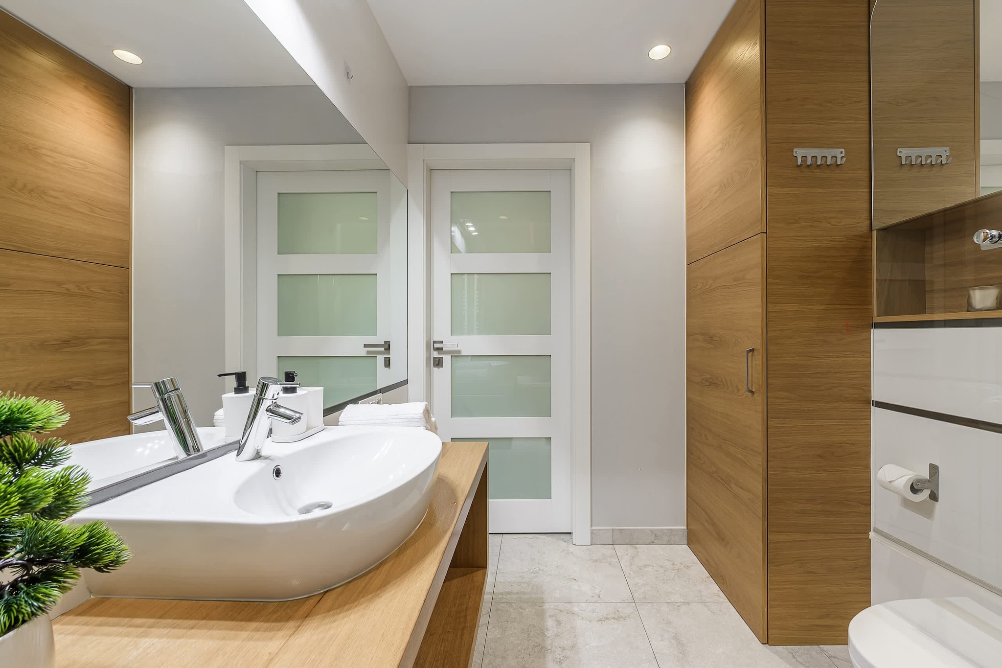 215 Saska 6a/17 (4) - Badkamer