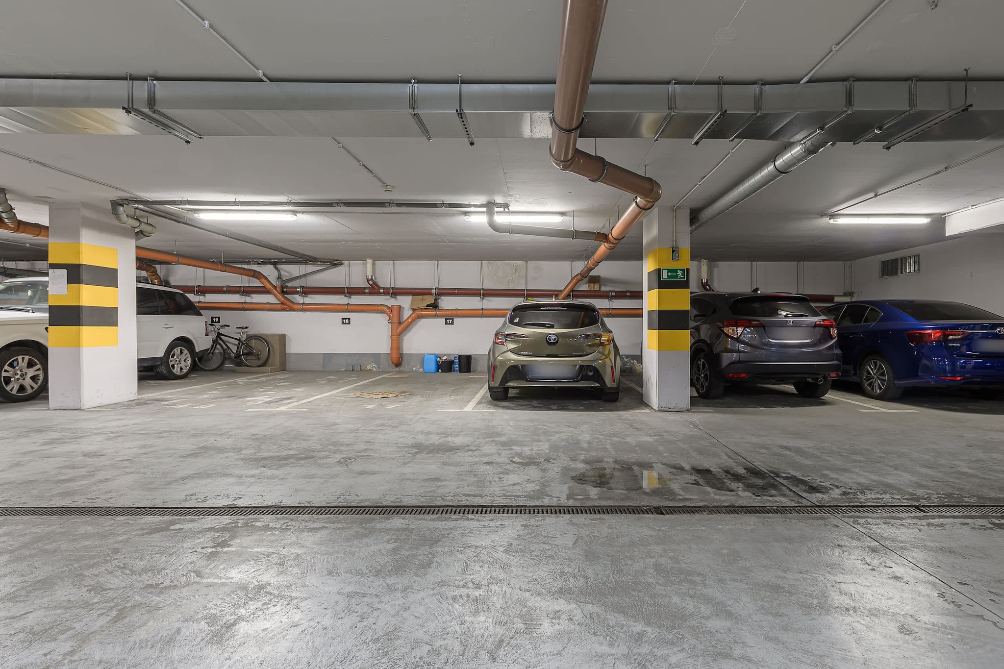 215 Saska 6a/17 (4) - Parkfaciliteiten