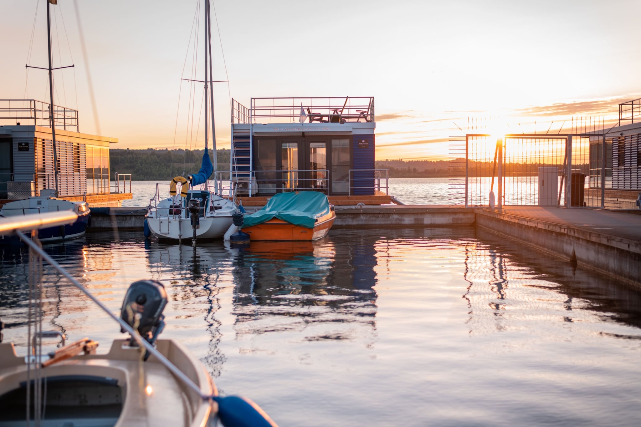 Hausboot am Geiseltalsee - Buitenkant zomer