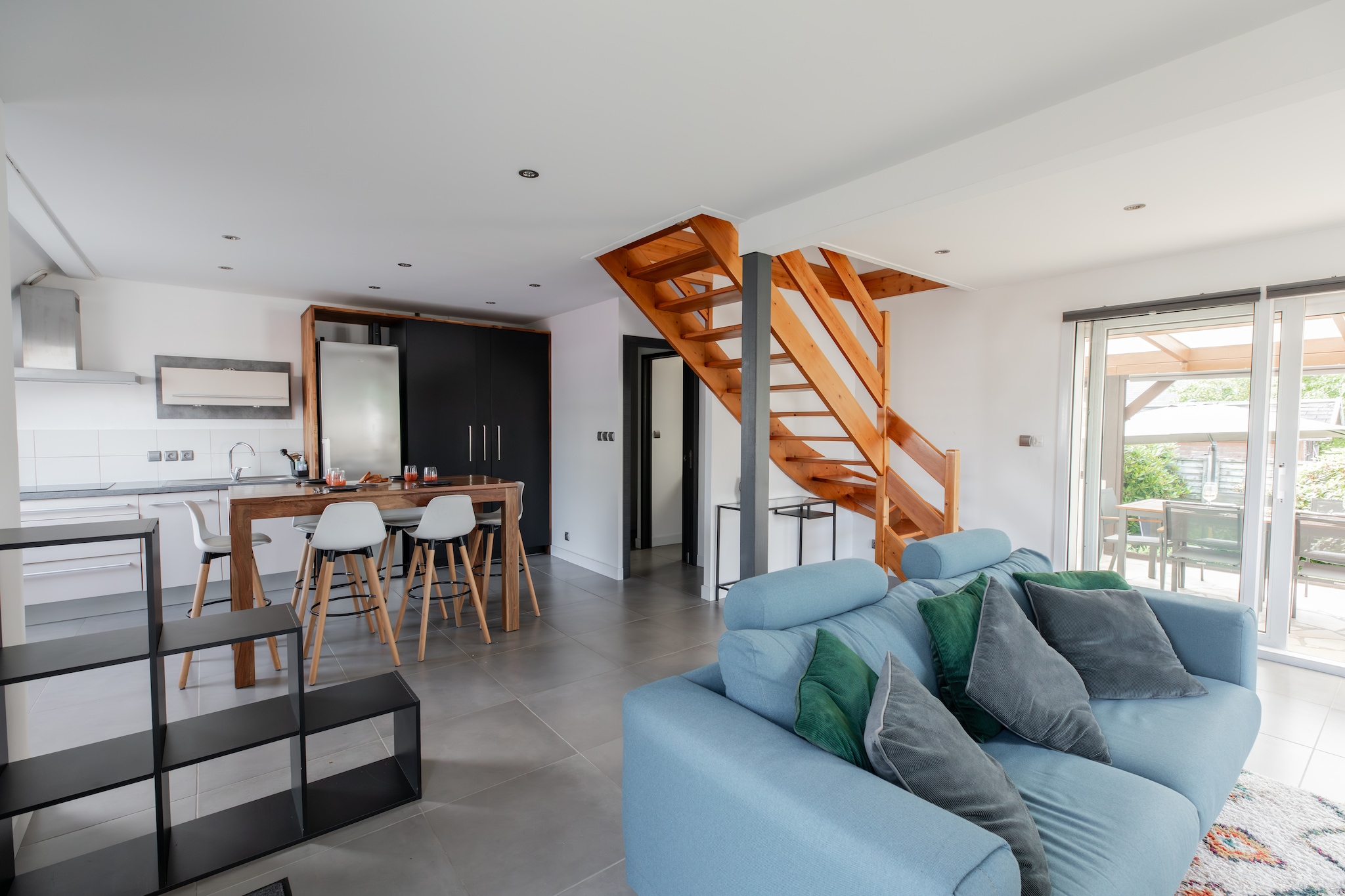 Maison de vacances moderne – à 400 m de la plage de sable à Plougonvelin - Dining room