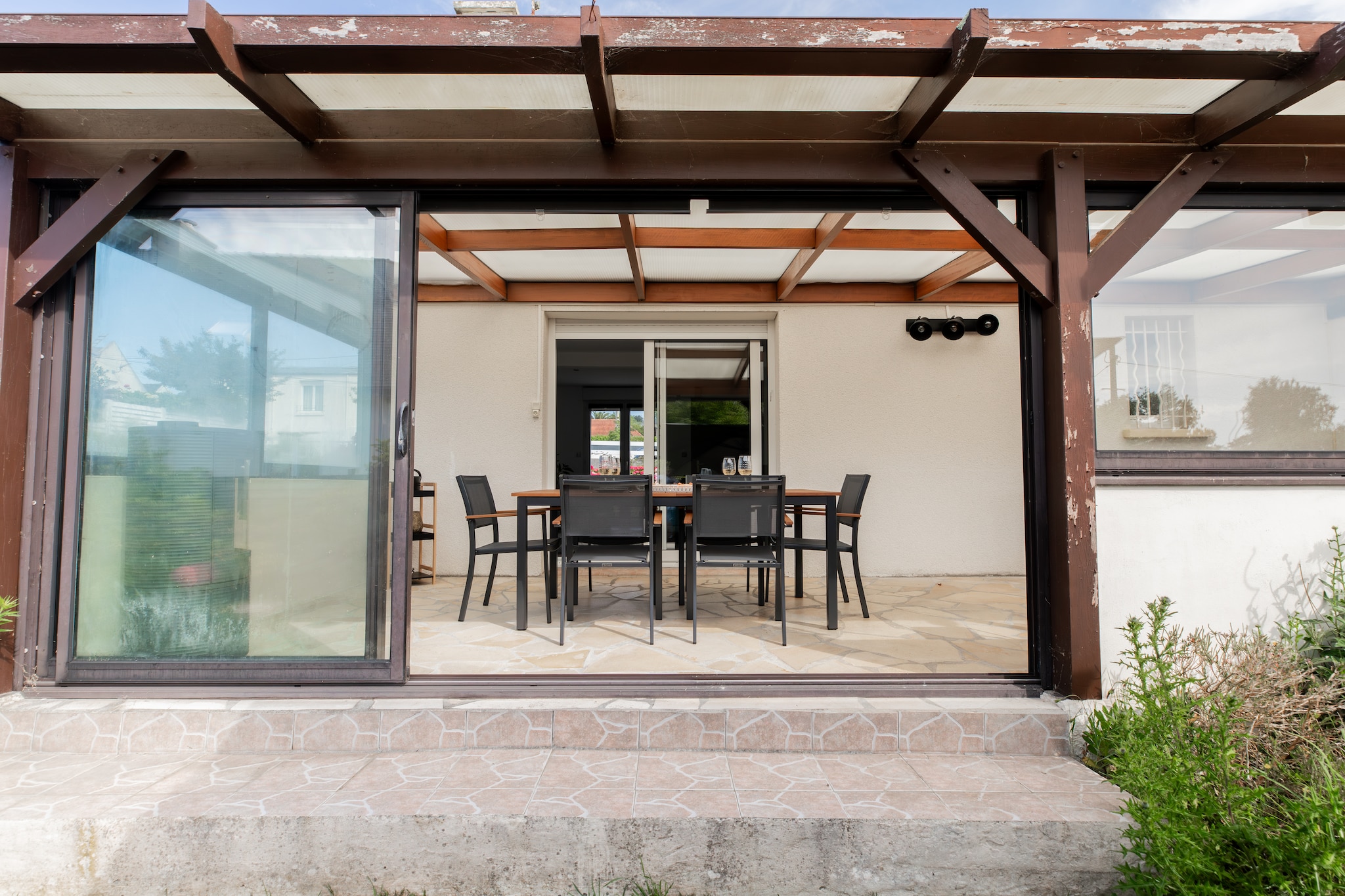 Maison de vacances moderne – à 400 m de la plage de sable à Plougonvelin - Terrace balcony