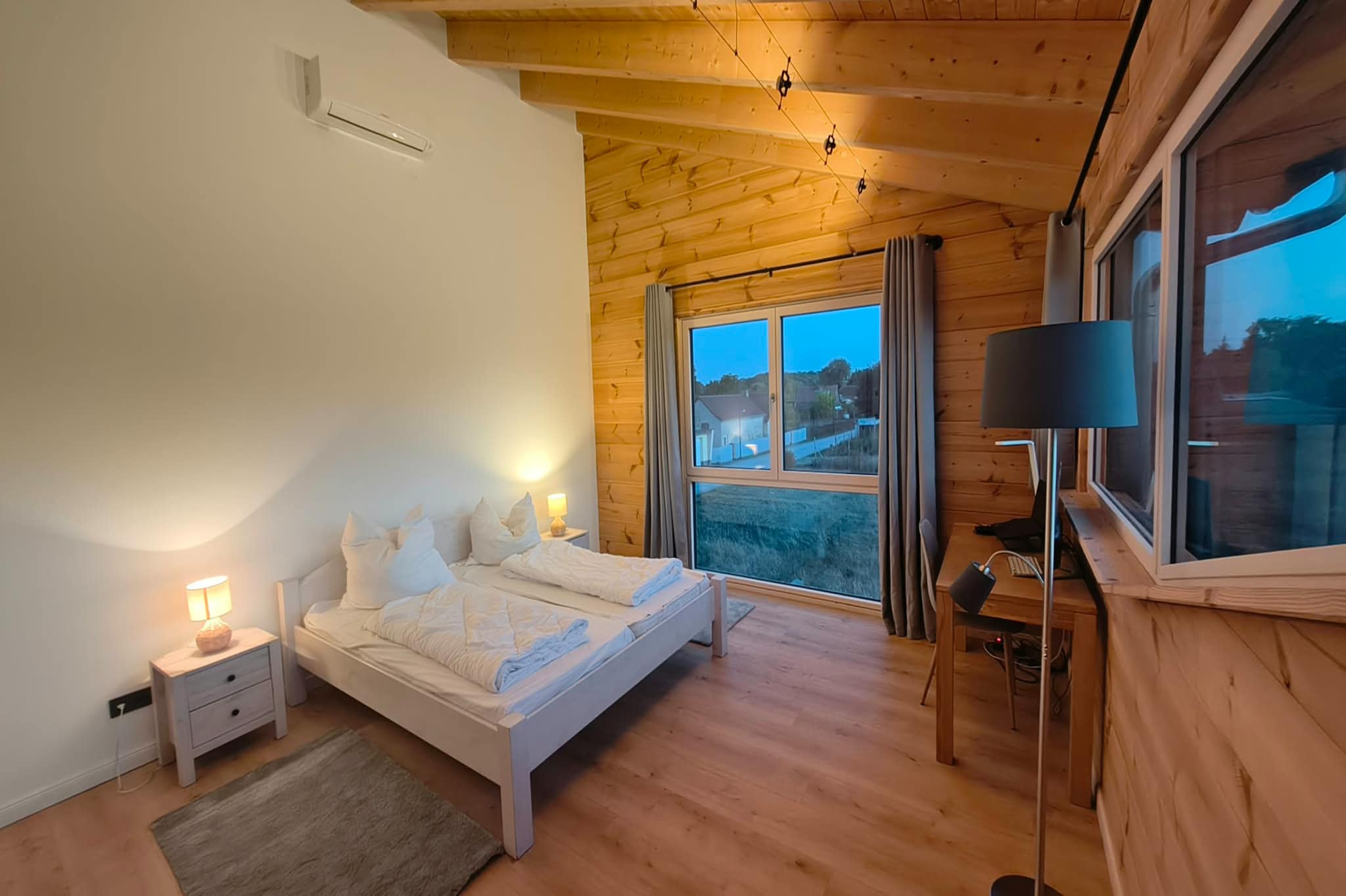 Golden Timber Lodge - Schlafzimmer