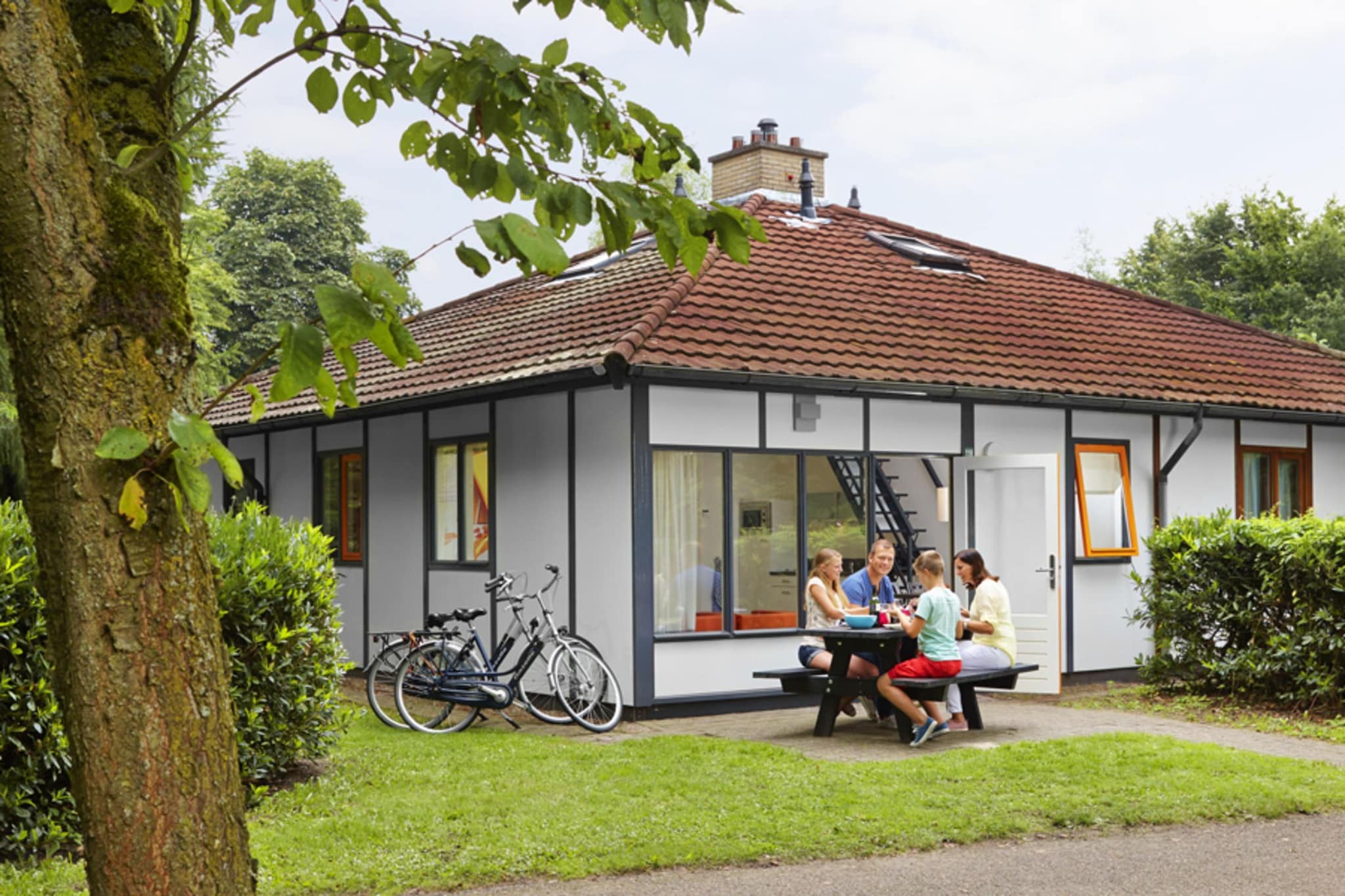 4-person bungalow