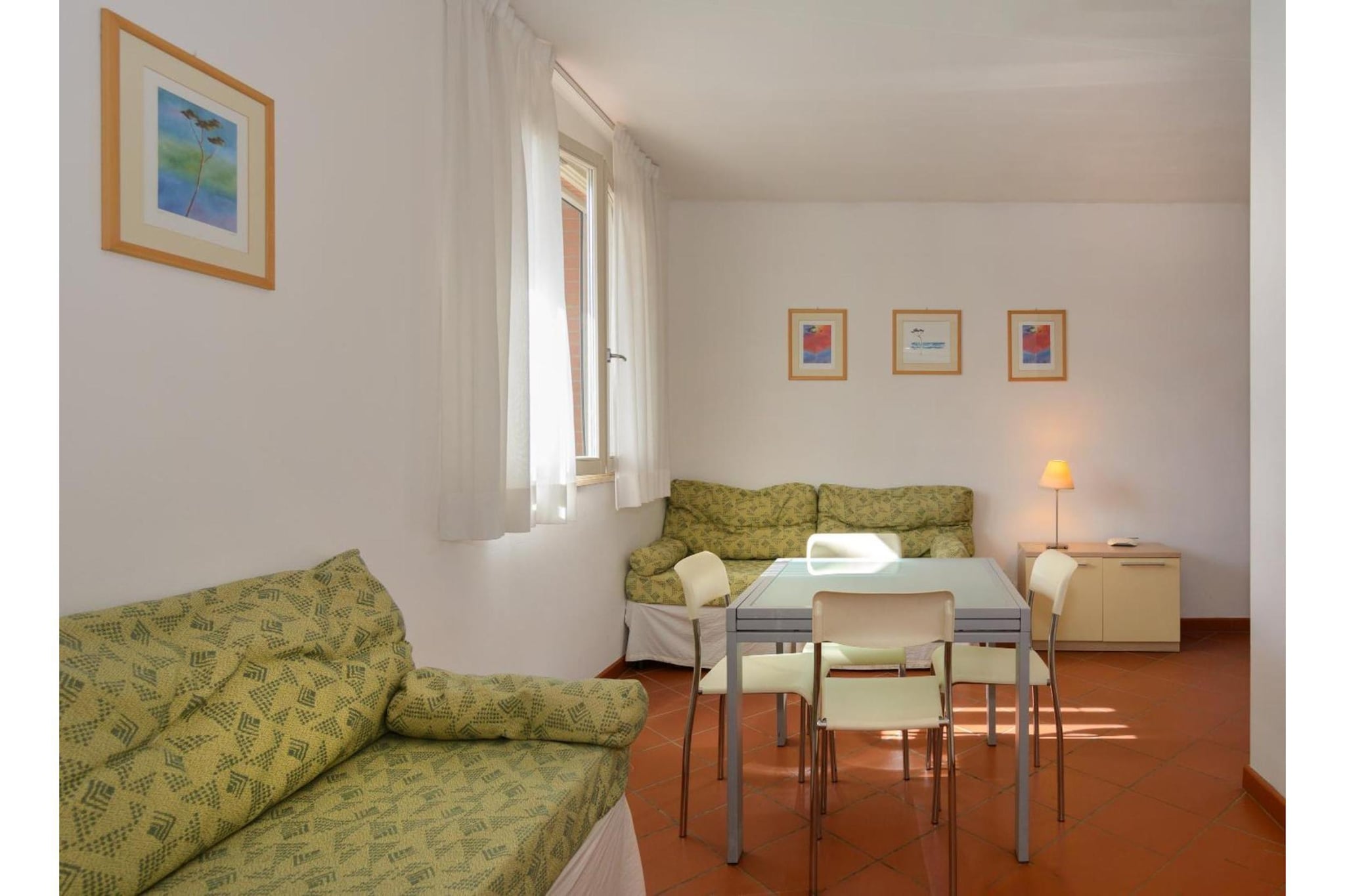 Residence San Rossore App bilocale 3 pax - Woonkamer