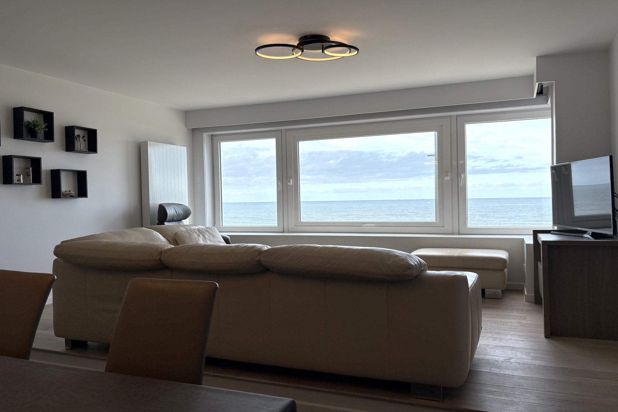 ADMIRAL 0302 - Living room