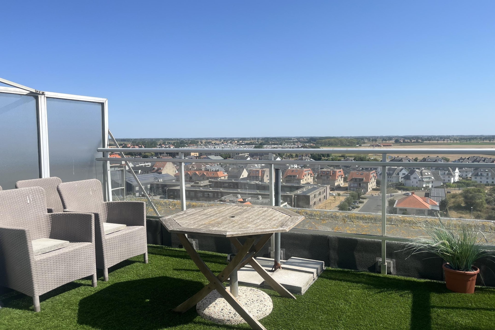 ANGOLA 1002 - Terrace balcony