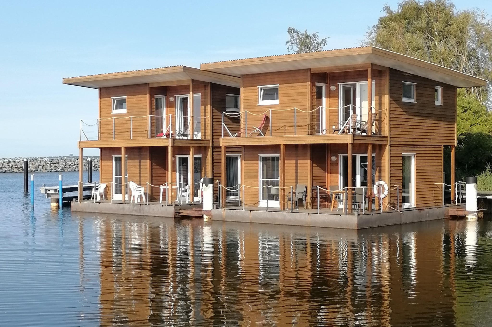 Floating House 4 - Rügen / 4 Personen