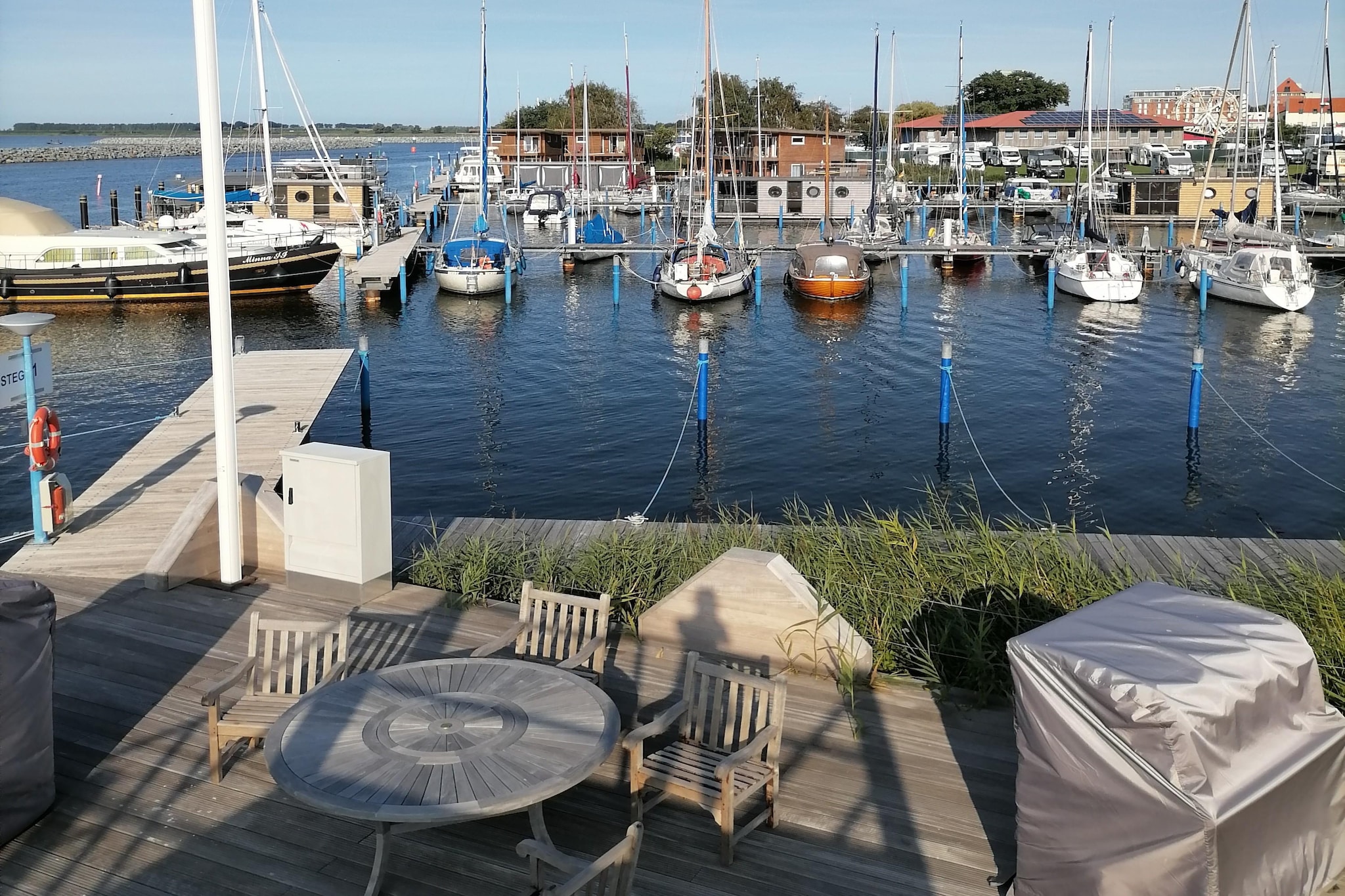 Floating House 4 - Rügen / 5 Personen - Aussicht Sommer