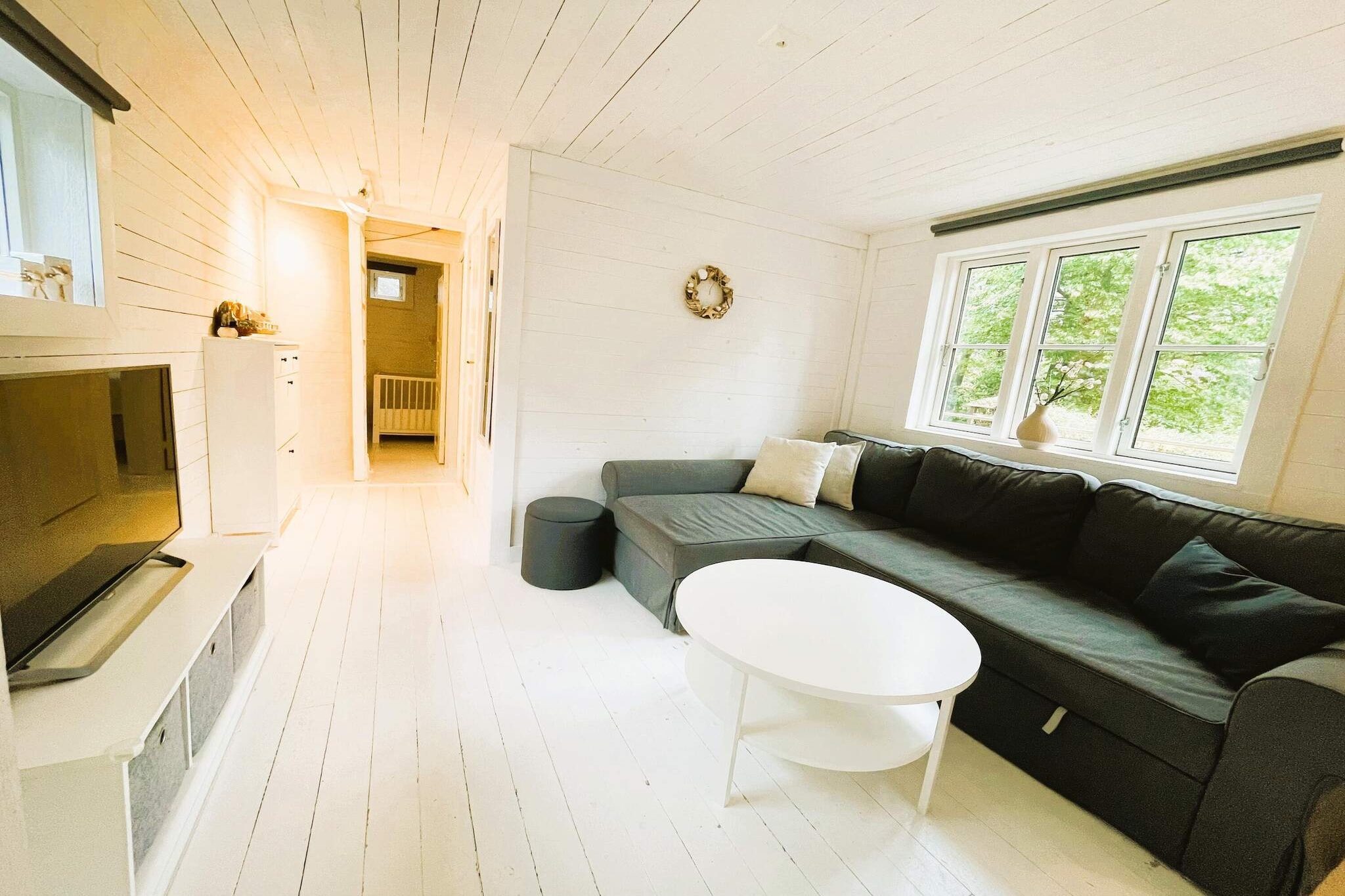 4 star holiday home in HÄLLEVIKSSTRAND - Indoor