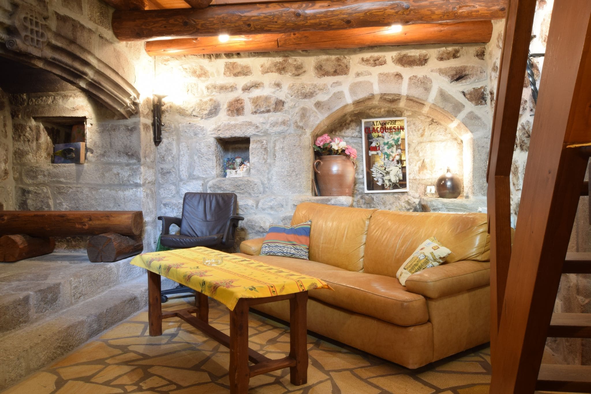 Maison de vacances cosy à La Souche sur la rivière Le Lignon