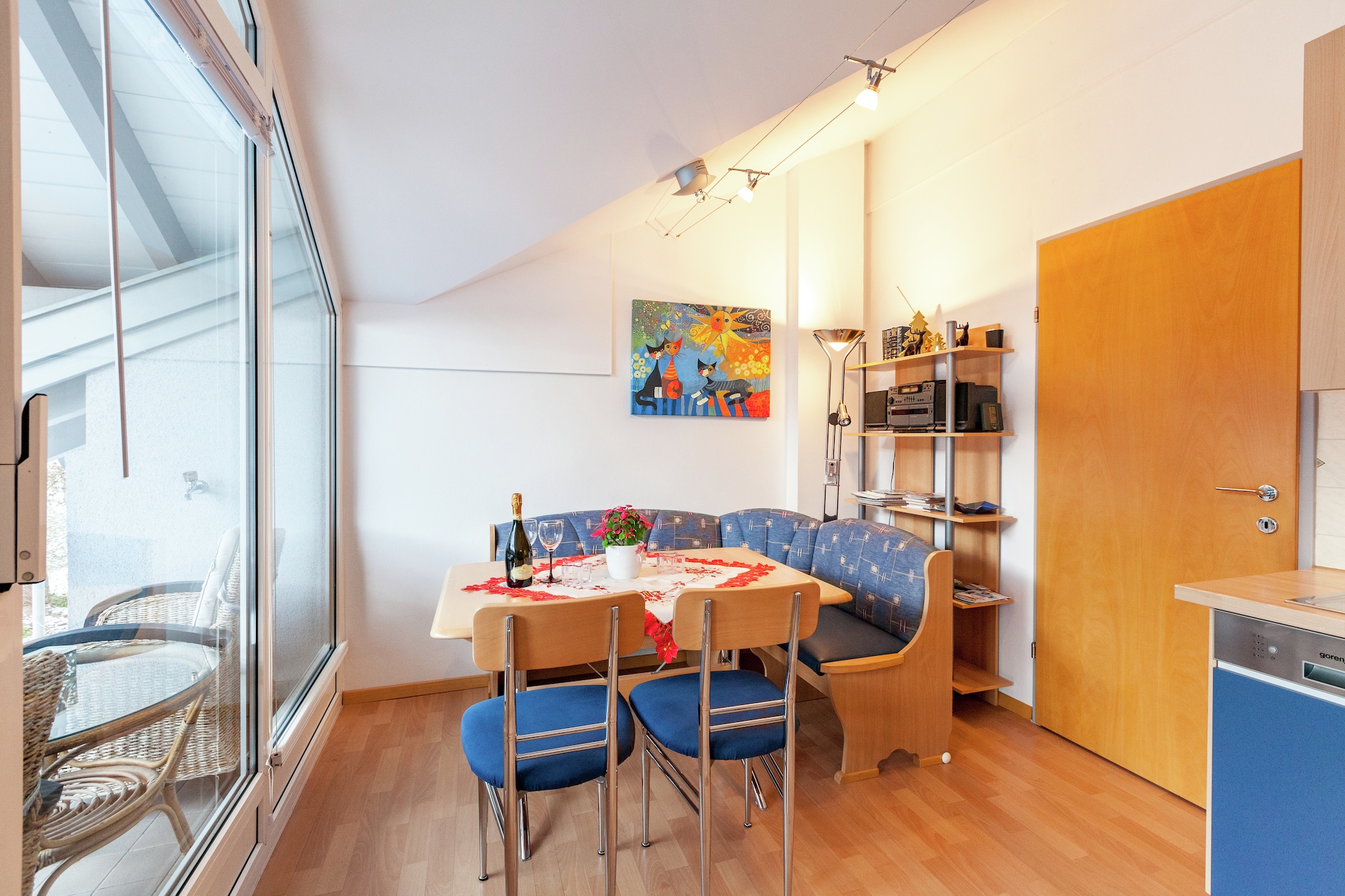 This high-quality holiday apartment awaits you on the sunny edge of the forest in Vandans, offering plenty of space, style, and comfort. Located on the first floor of the well-maintained Bianca house, it features a private balcony, access to the spacious communal garden (2000 mÂ²), and many extras for all ages.

The driveway itself impresses with a beautiful, tidy garden, carport, and thoughtful details. For children, there are toys, a basketball hoop, and plenty of space to run around. In the garden, lounge chairs, seating areas, a pond, and a barbecue area invite you to relax.

Inside, a spacious layout awaits you: a cozy living room with cable TV and stereo system, a modern kitchen-diner with a dishwasher and microwave, two bedrooms with TV/DVD, and a stylish bathroom. A highlight is the infrared sauna on the ground floor â€“ ideal for relaxing after a day of hiking or skiing.

A ski storage room, ski boot heater, washing machine, and a table tennis table round out the amenities. Hiking, skiing, and the Golm adventure mountain are practically on your doorstep!