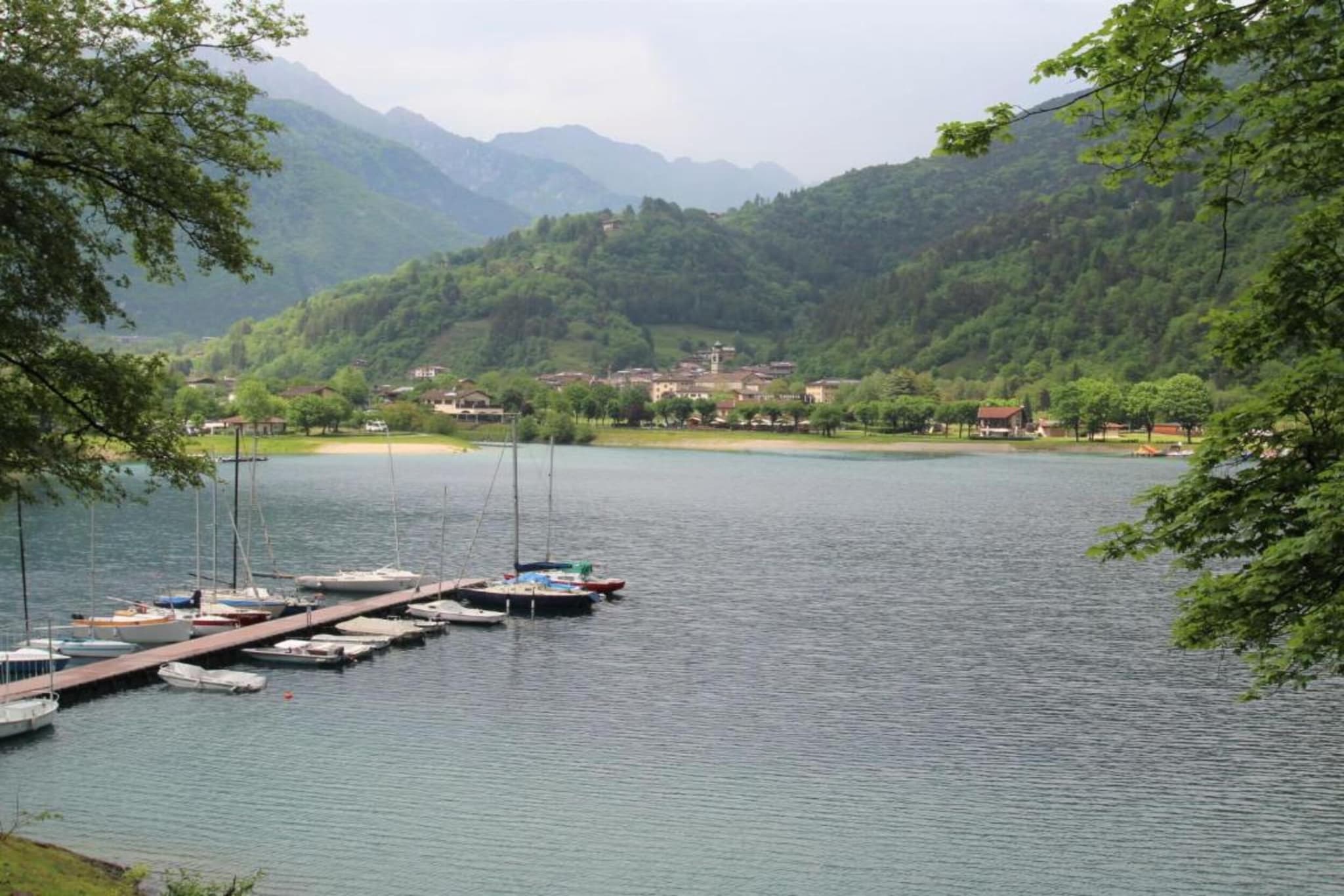 Villa Etti Bilo - Fronte Lago-Gebiete Sommer 1 km