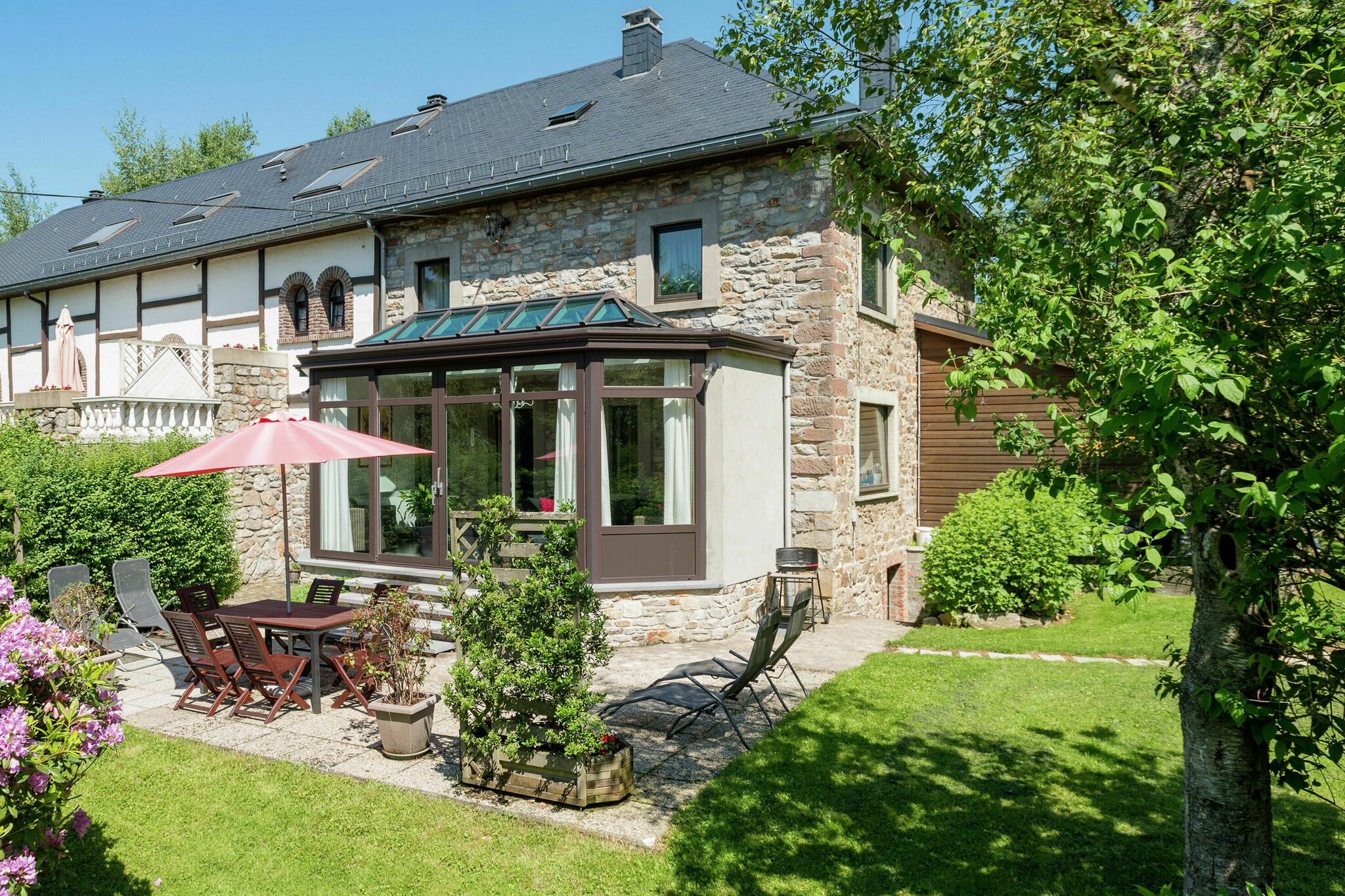 Landelijke cottage in de Ardennen met veranda