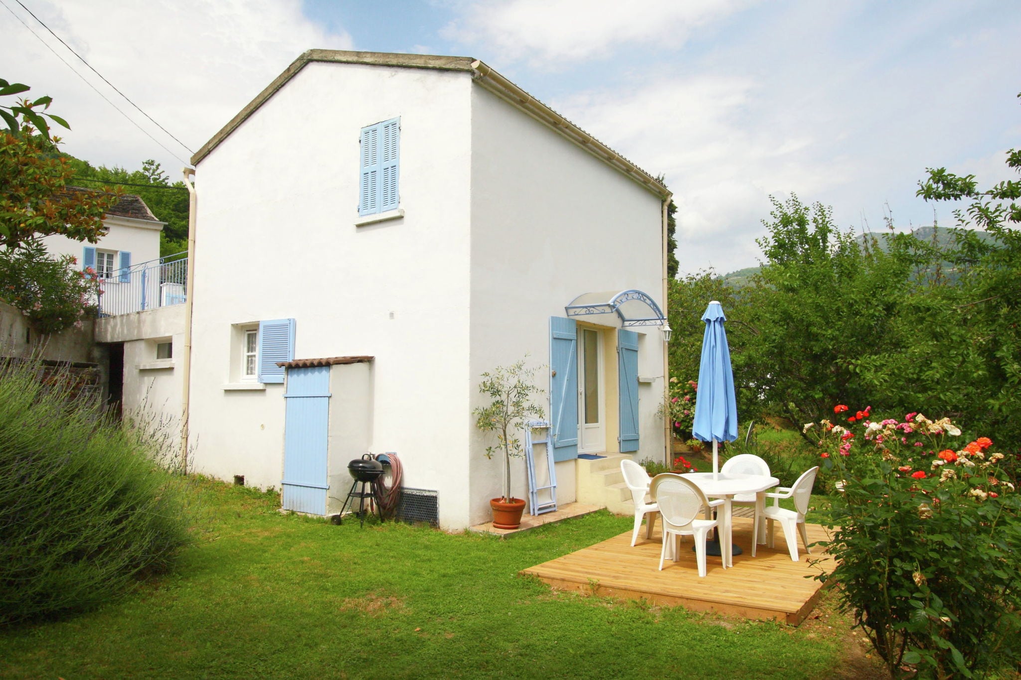 Rustig gelegen vakantiehuis op Corsica met prachtig terras