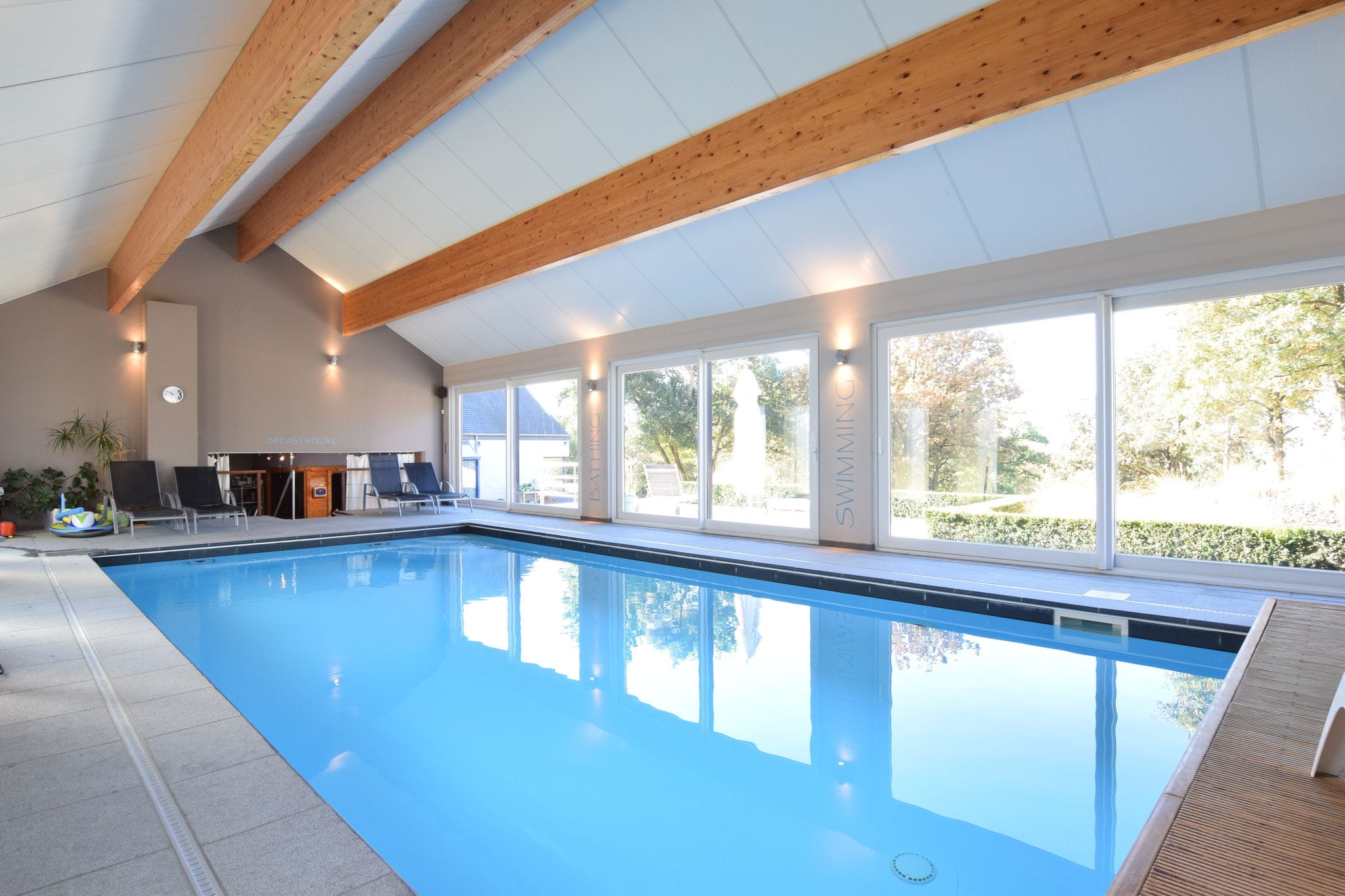 Luxurious Cottage in Durbuy with Swimming Pool