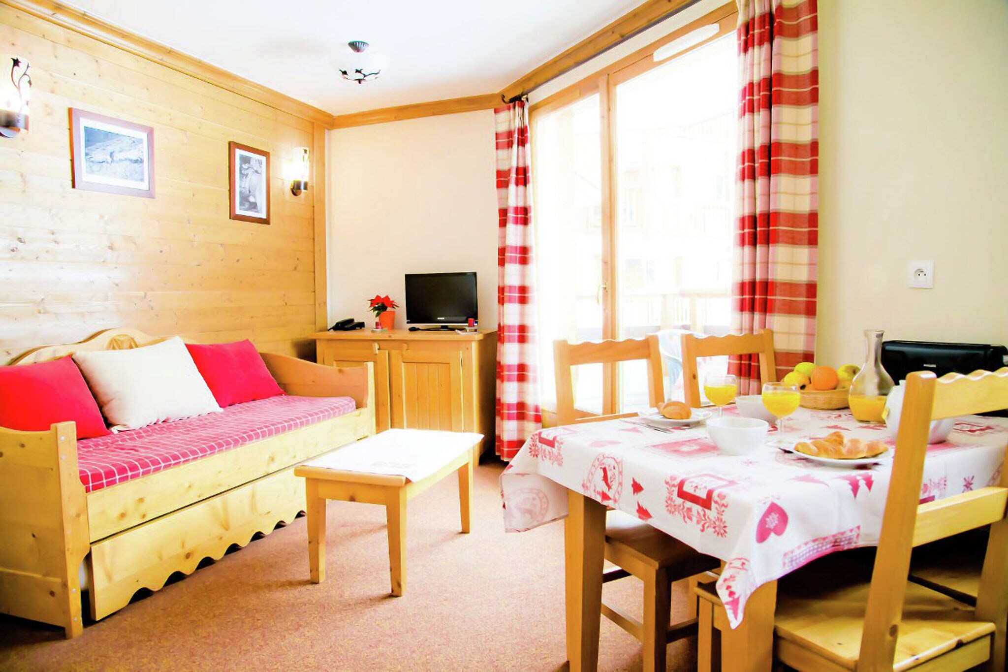 Tidy apartment on the slopes in great Val Cenis