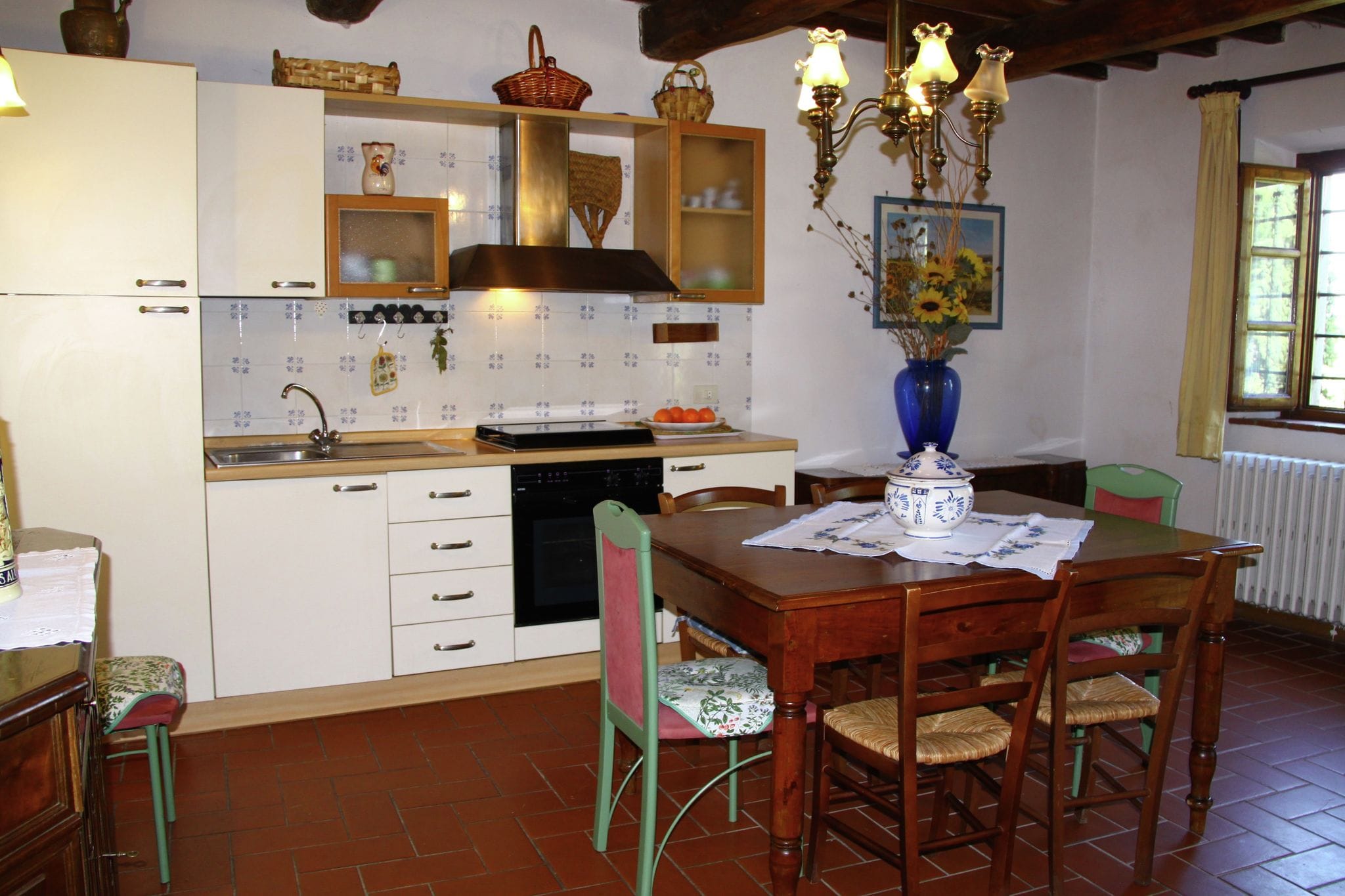 Holiday Home in Vinci with Swimming Pool, Garden, BBQ, Heating