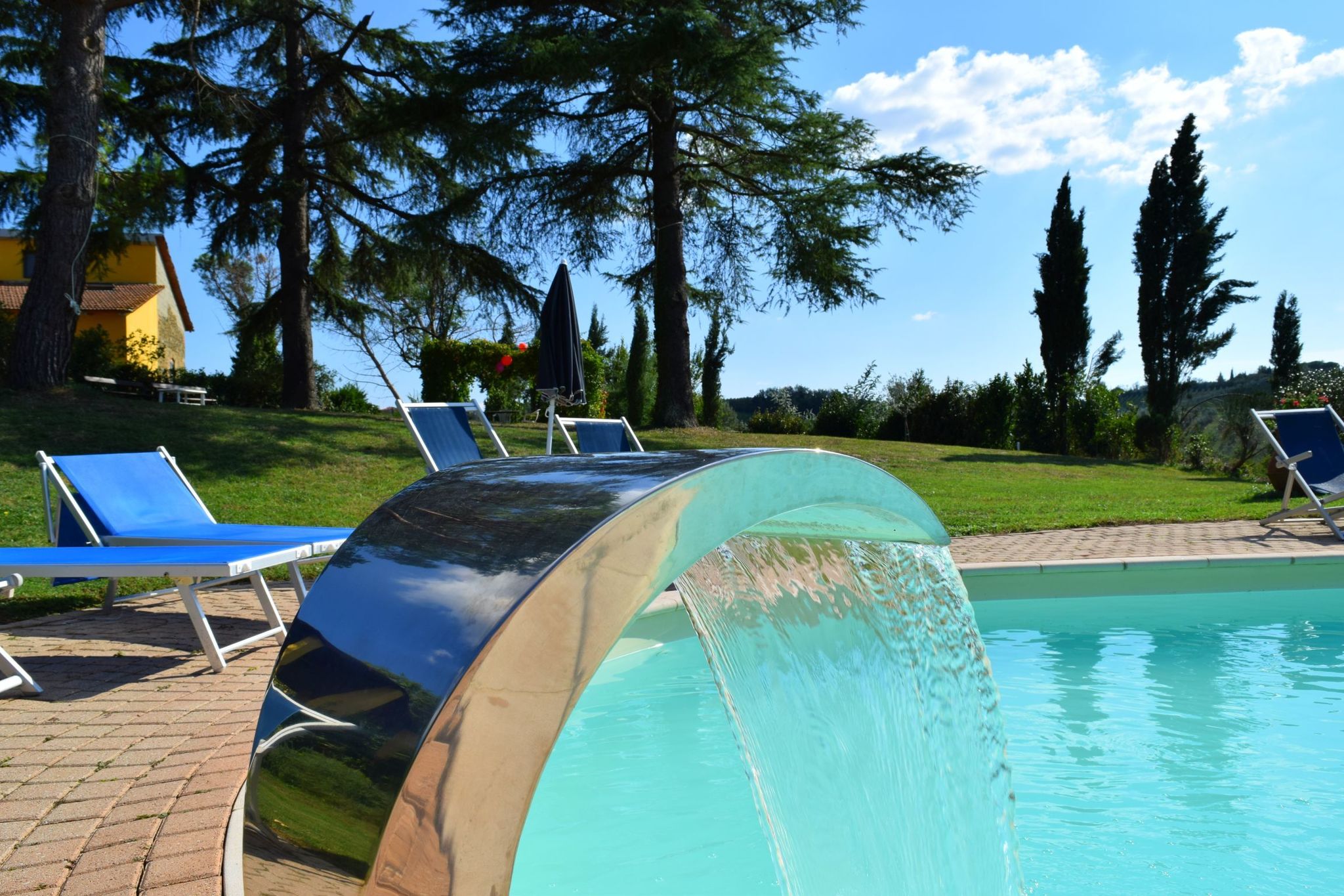 Appartement in een Toscaanse agriturismo met zwembad en tuin