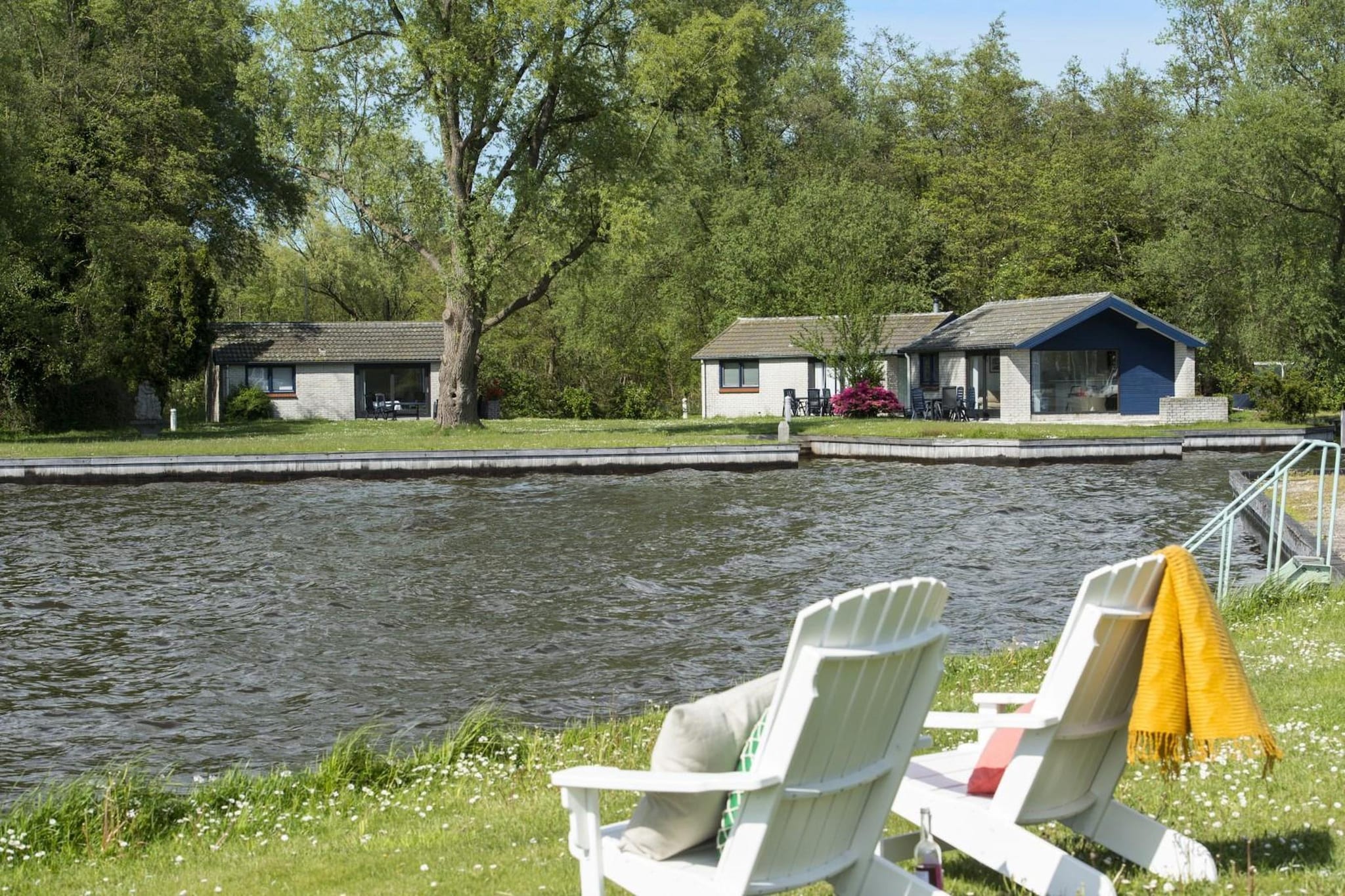 Bungalowpark Rien van den Broeke Village 2-Tuinen zomer