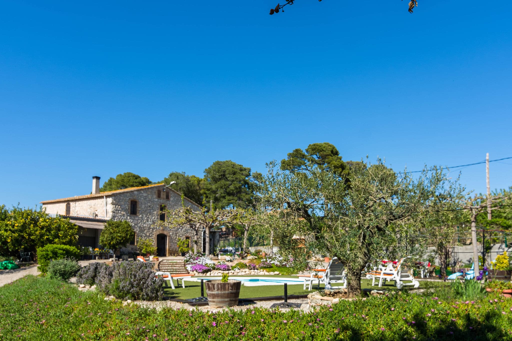 Luxus-Landaus in Katalonien mit Garten und Aussicht