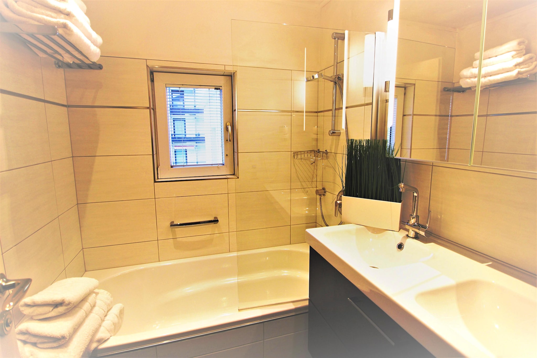 Menardi C - Bathroom