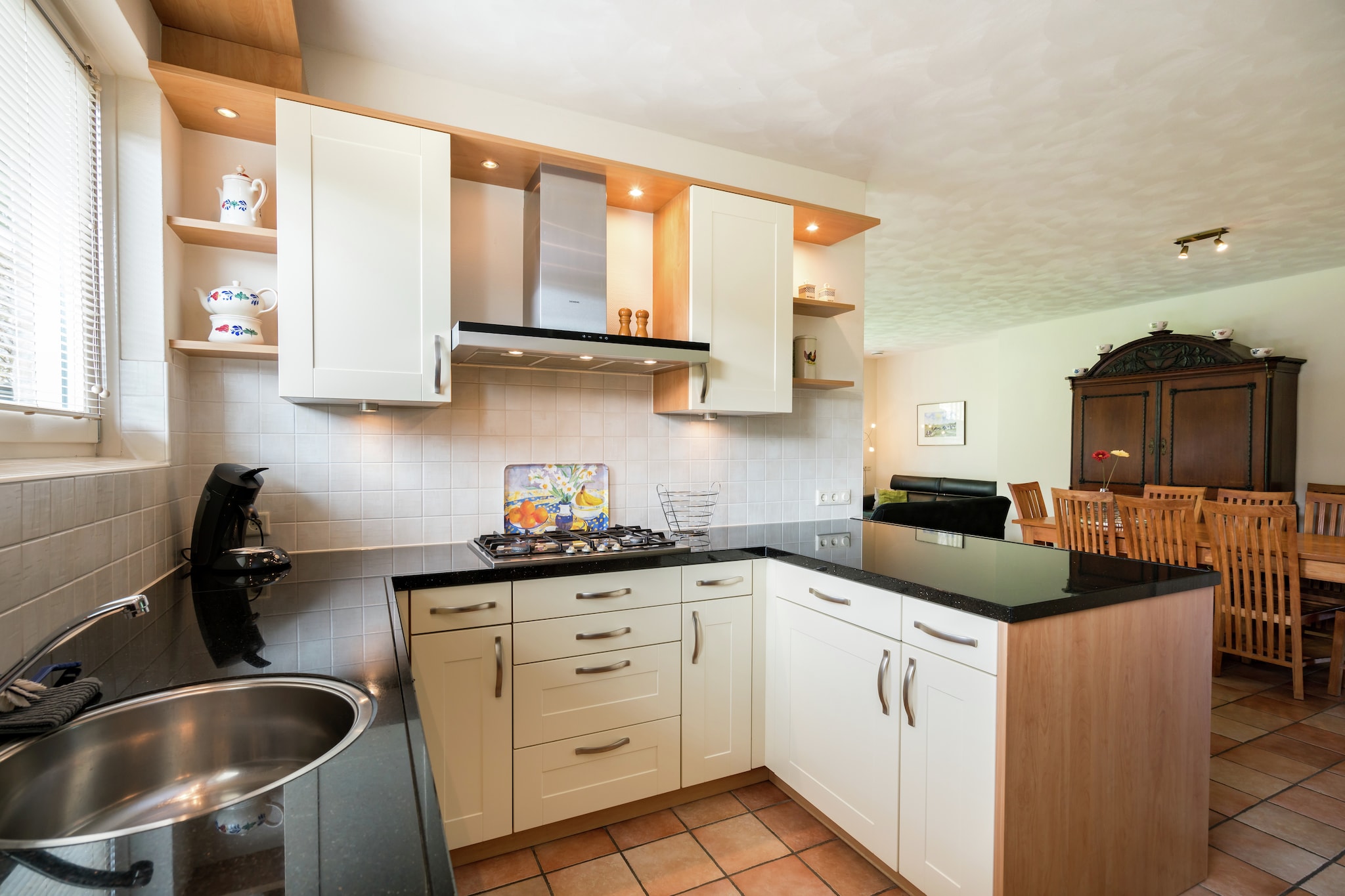 This farmhouse in Rheeze has 9 bedrooms and accommodates a group of 20 people or families with children . There is a central heating and terrace to enjoy the view of the meadows and forests.

You can take long walks enjoying the peaceful surroundings and explore the nearby forest (100 m). Everyone can have fun swimming at the public swimming pool (3.5 km). Tasty local cuisine can be tried at the nearby restaurants (400 m) and shopping can be done from the supermarket (3 km).

You have a combination microwave in the open kitchen for fast cooking or to bake tasty cookies or cakes for tea time. Enjoy time together in the spacious living room. The warm central heating makes you totally relaxed. Children can have fun time here. They have a children's bed and high chair to use. Sandpit and play equipment guarantees an exciting time.  For your share of fun there is a table football provided.  Spend time relaxing in the terrace or garden. 

The public transport is in 4 km.

Expenses related to charging an electric or hybrid car (when possible) are always charged according to use and separately.