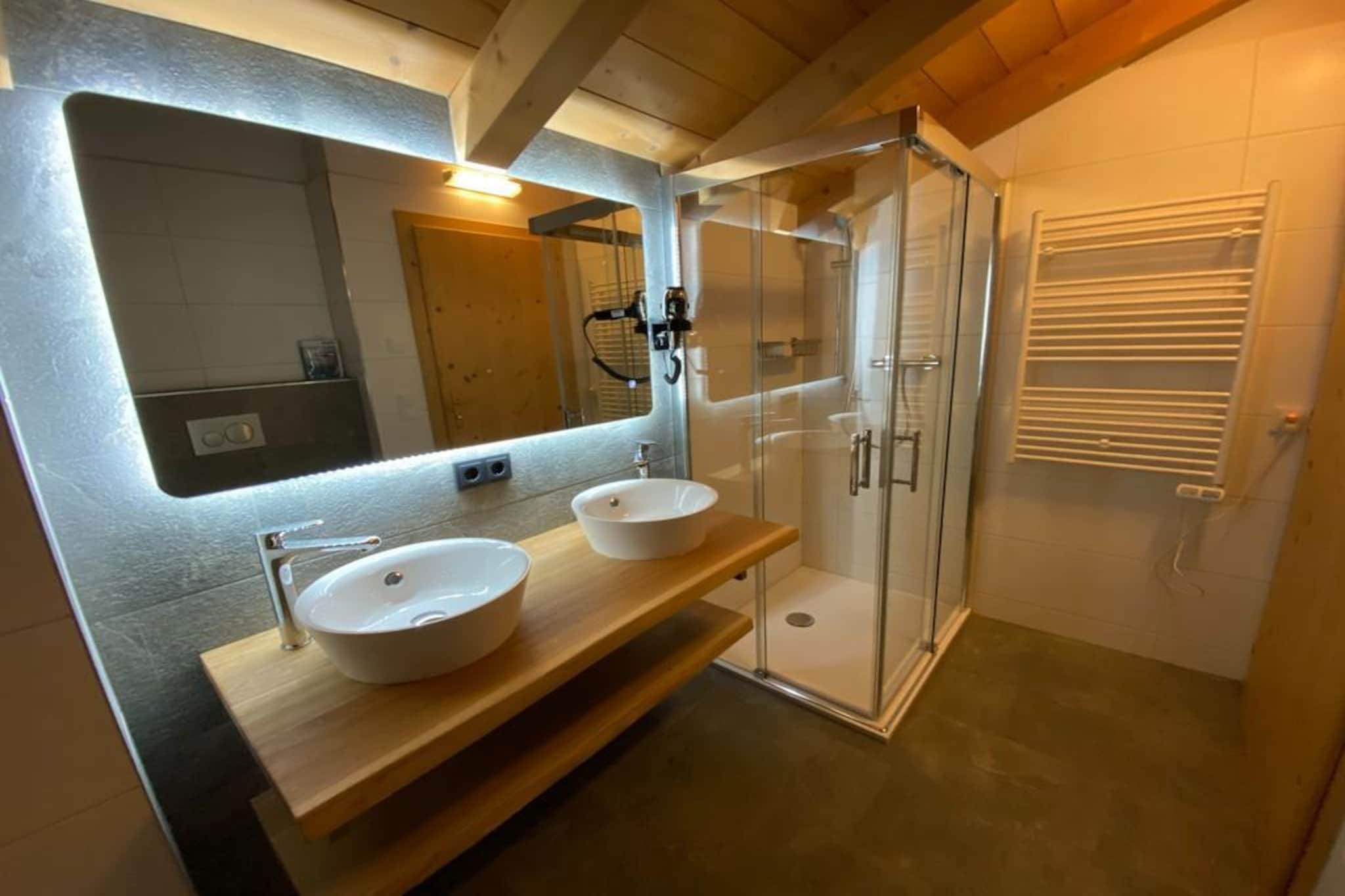 Chalets im Wald - Nicht zugeordnet