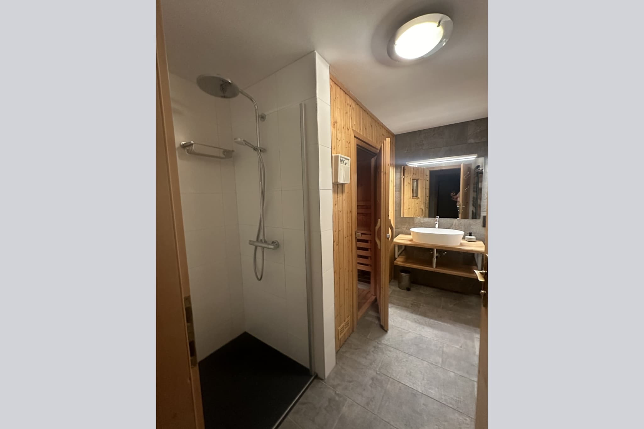 Chalets im Wald - Nicht zugeordnet