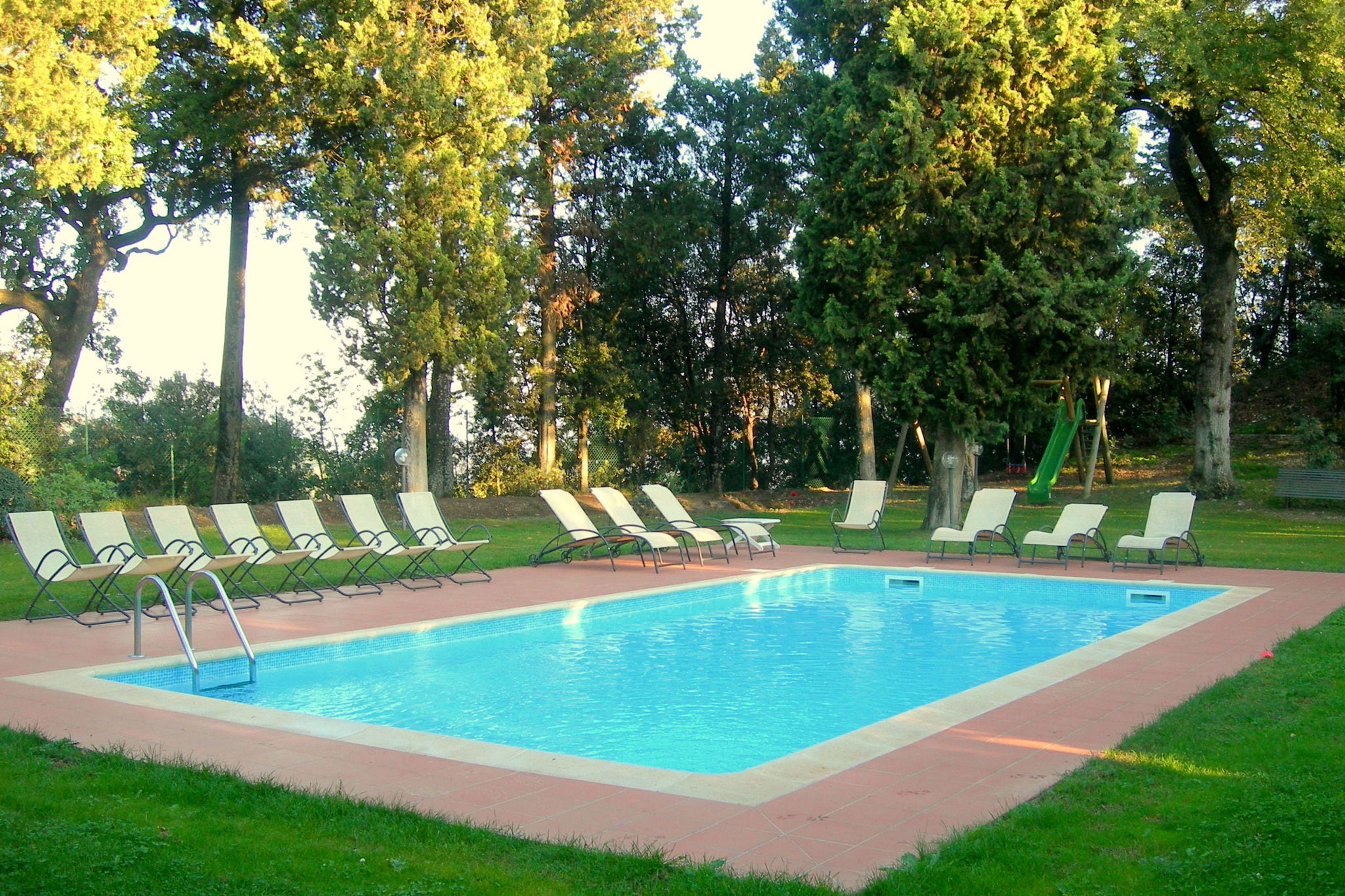 Authentiek appartement in Val di Pesa met zwembad
