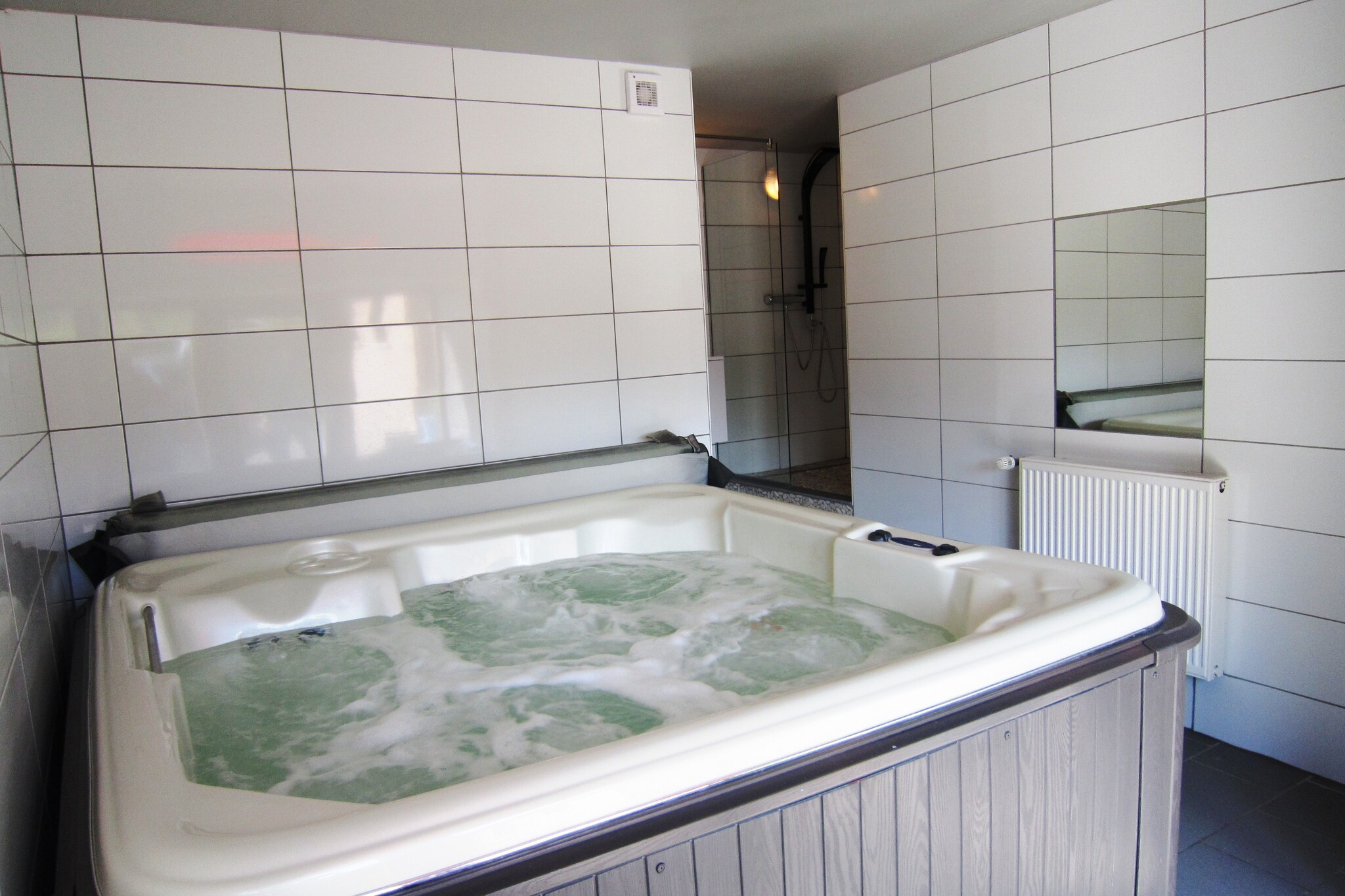 Vakantiehuis Waimes max. 18 personen 1 huisdier 7 slaapkamers zwembad sauna #34