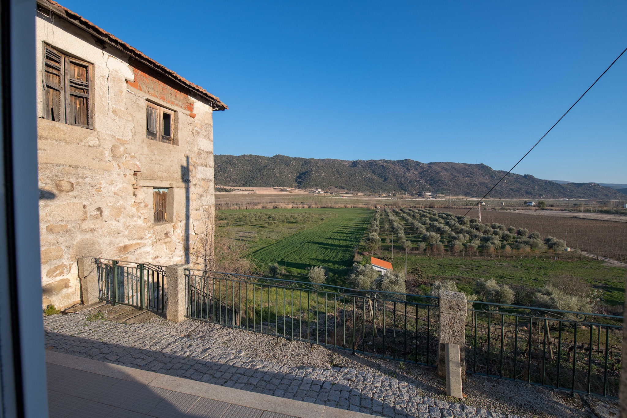 Casa do Vale-View summer