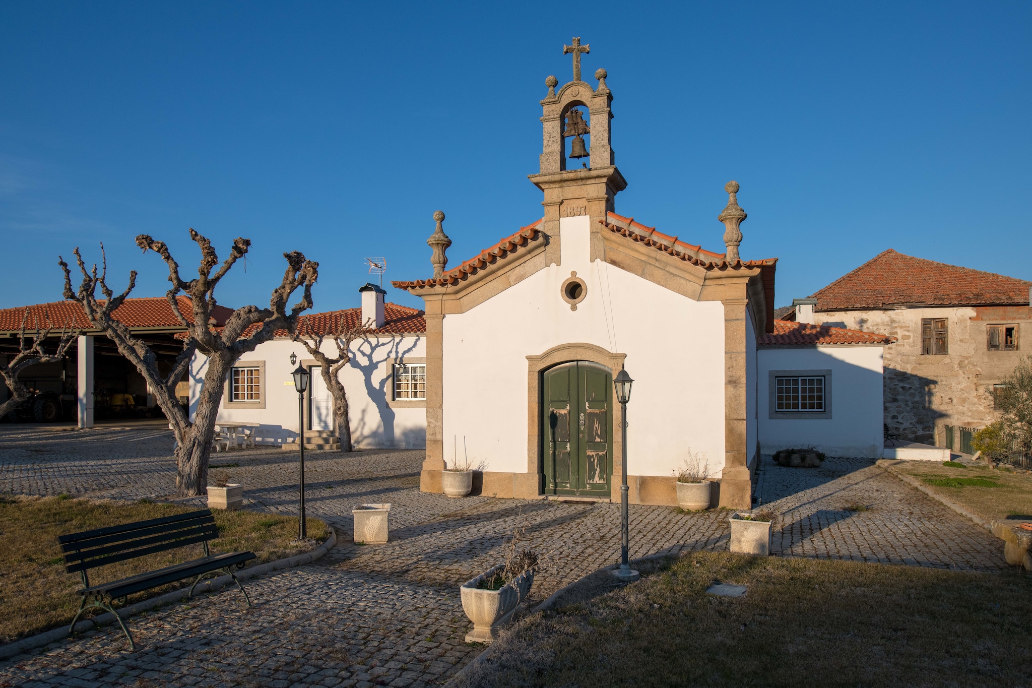 Casa do Vale-Areas summer 1km