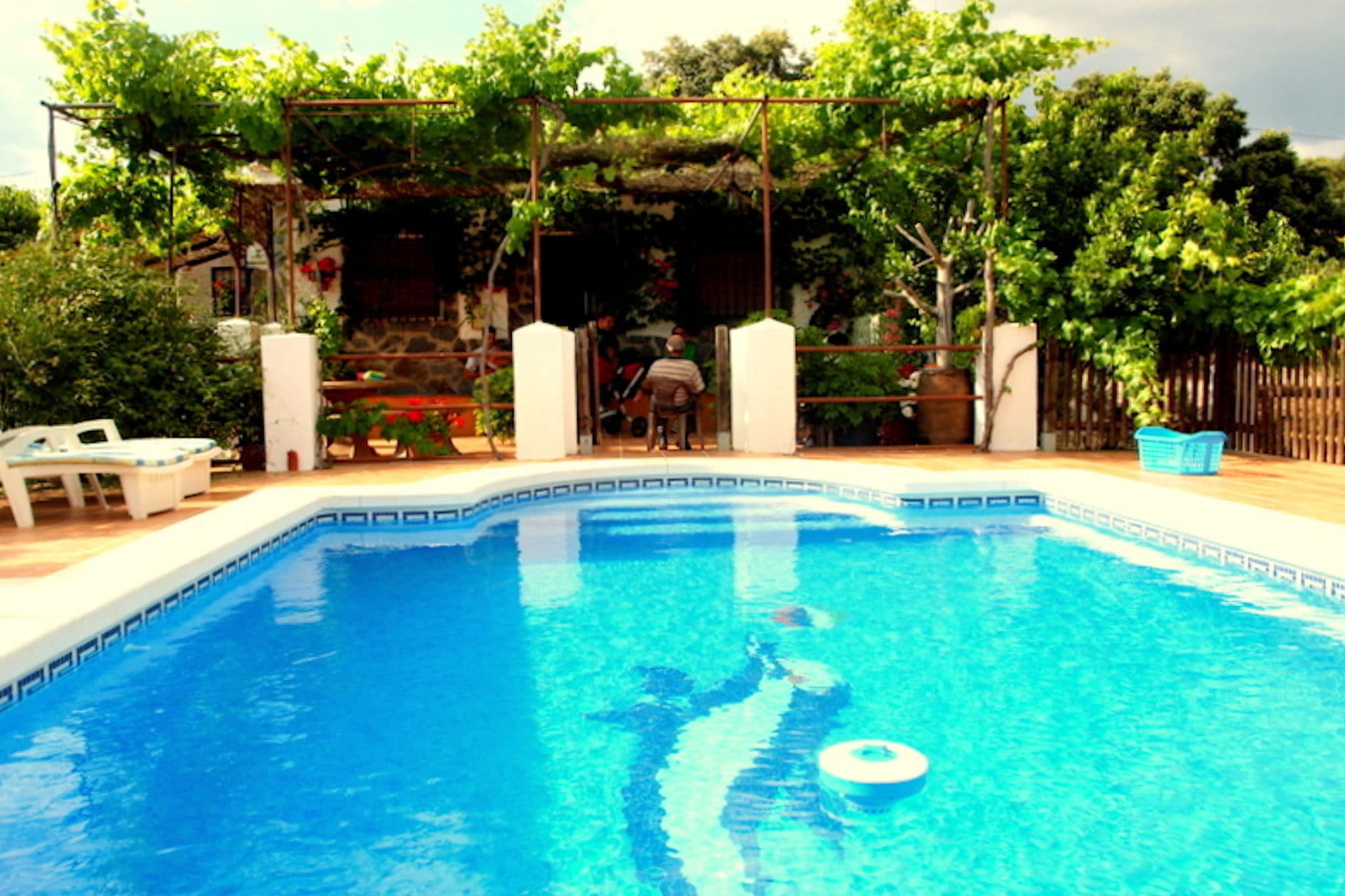 Charmant gîte de campagne à Loja avec piscine privée