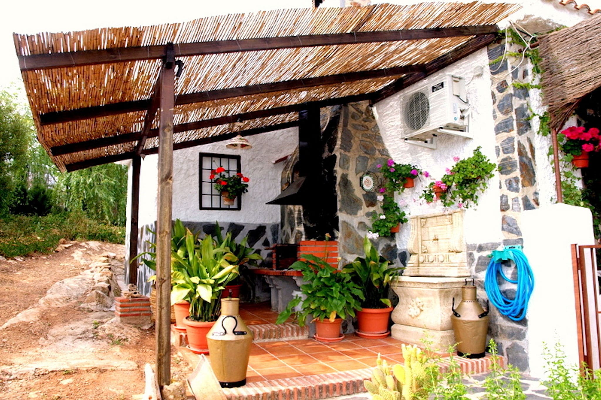 Charming Cottage in Loja with Private Pool
