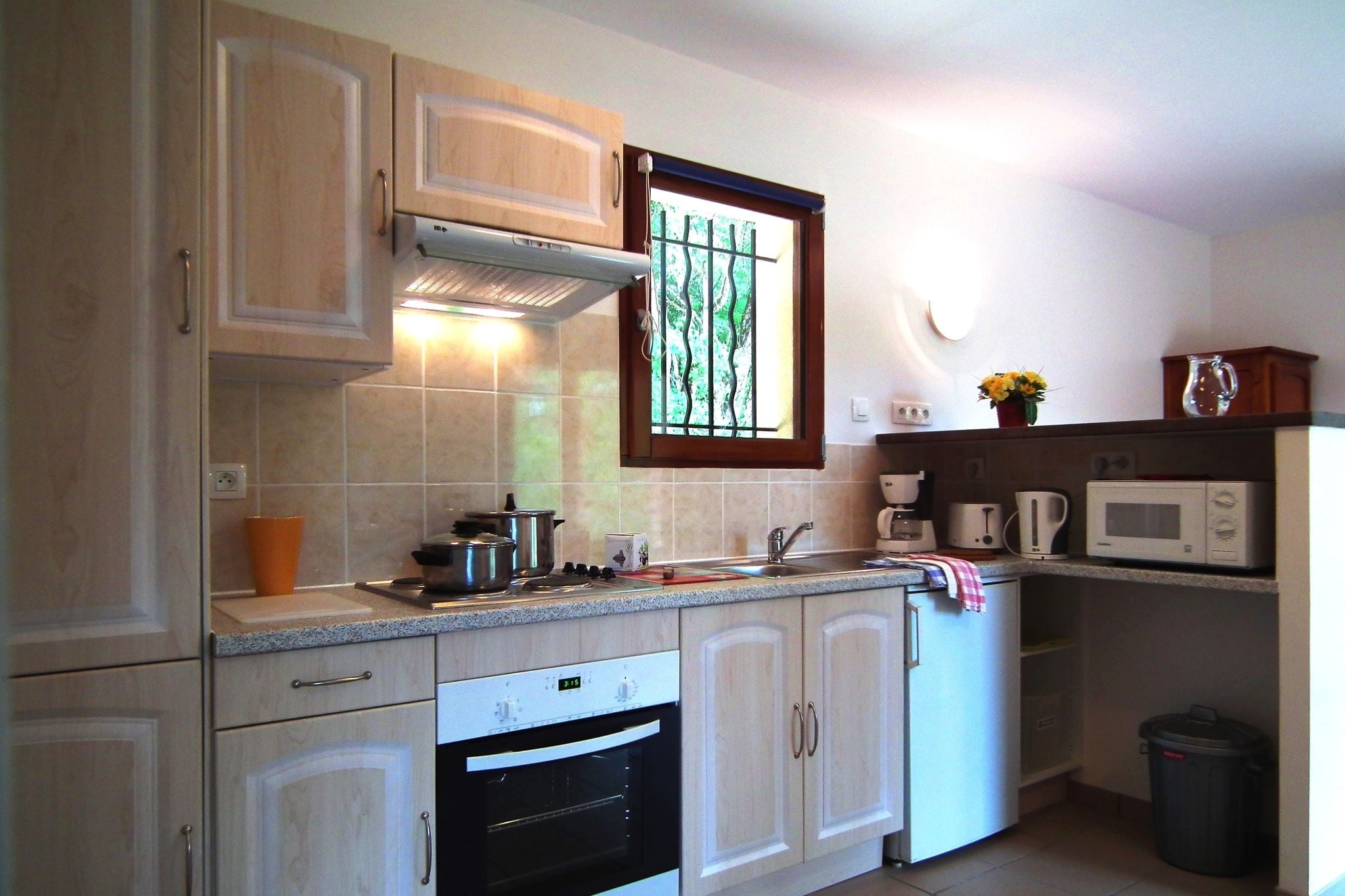 Detached house with dishwasher in south Dordogne