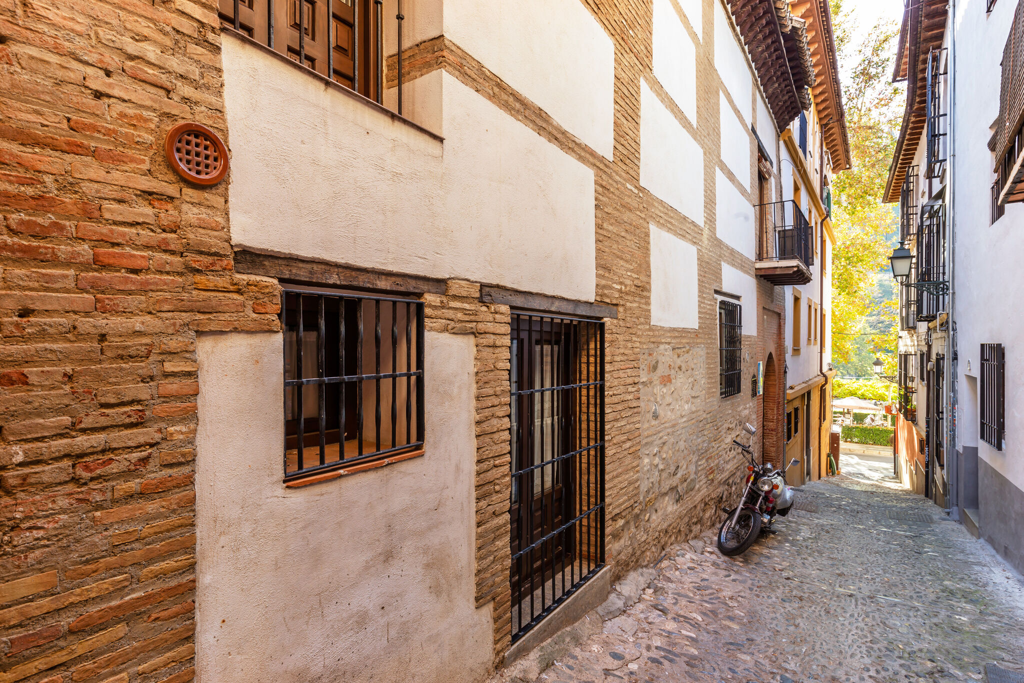 City apartment near the Alhambra (Granada).