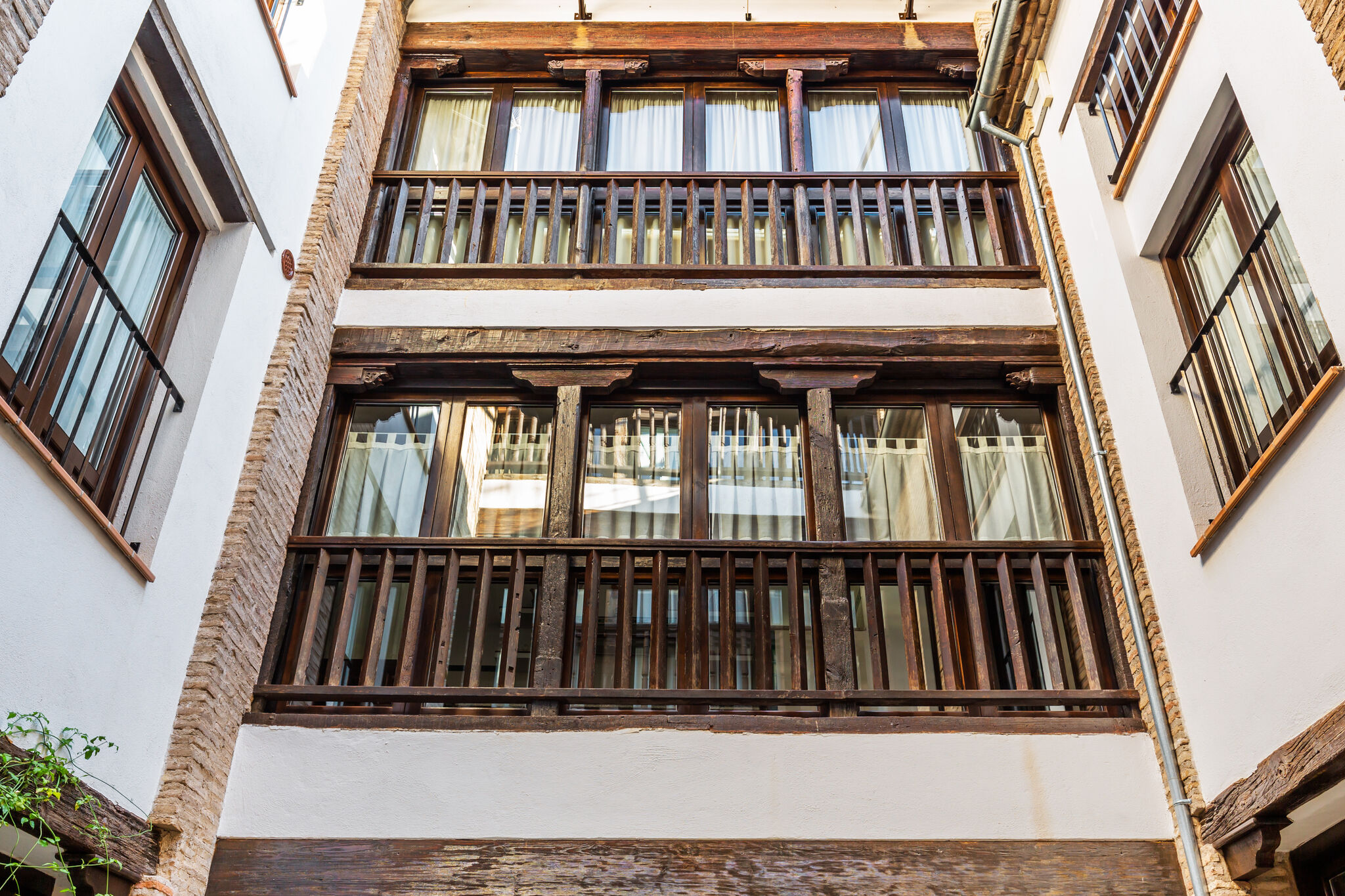 Budget-Apartment in Granada mit Balkon nahe Skigebiet