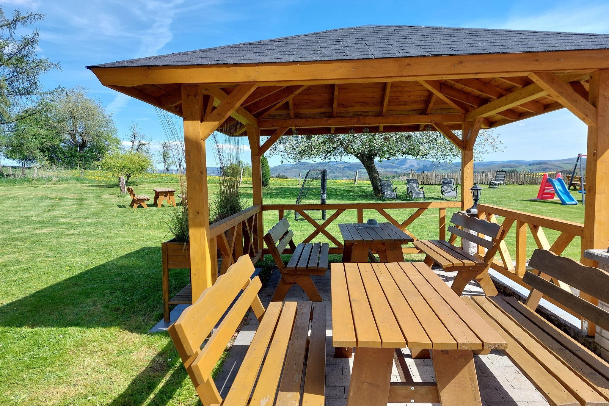 Ferienwohnung Silbecke-Tuinen zomer