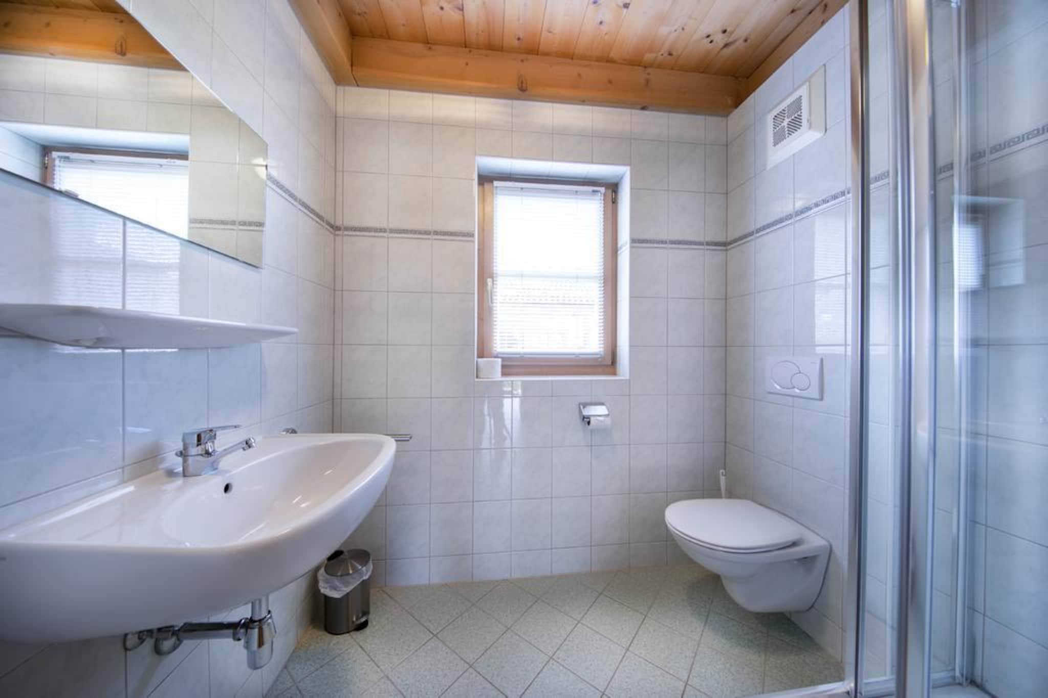 Chalets im Wald - Untagged