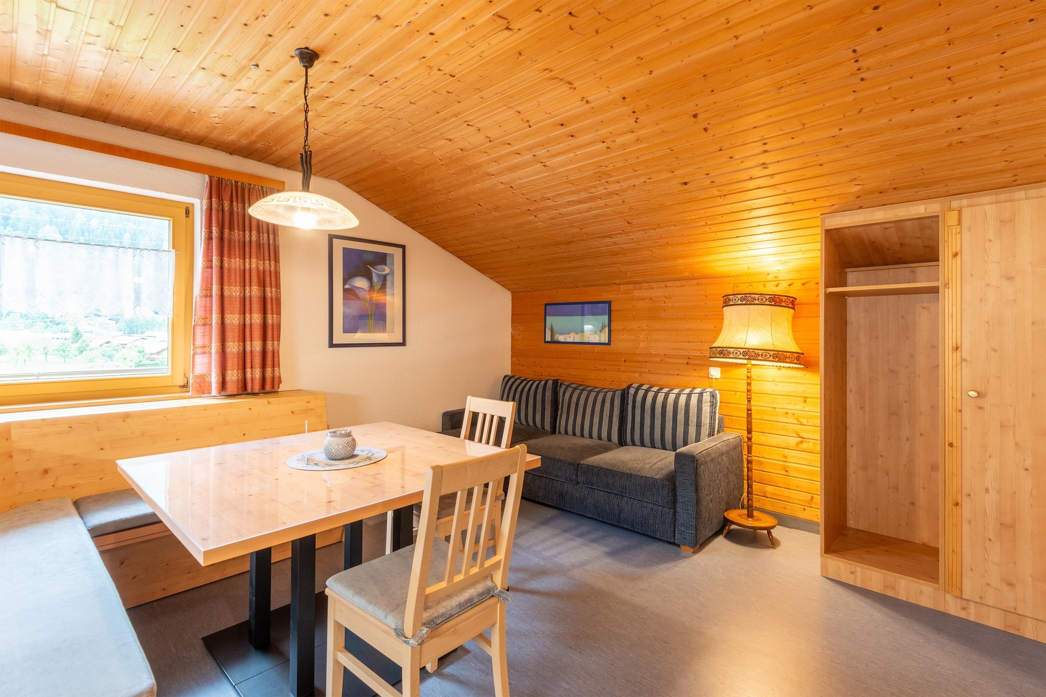 Situated on the second and third floor, this comfortable apartment boasts a cozy interior and features a delightful balcony where you can savor breathtaking views of the surrounding landscape. The property's serene atmosphere and well-appointed amenities ensure a truly relaxing stay, making it an ideal choice for a memorable holiday retreat. It is ideal for a vacation with family. You can enjoy a nice balcony with a wonderful view.
Nestled in the picturesque holiday destination of Gaschurn, just 15 km southeast of Schruns, lies the charming House Rifa. This well-maintained apartment occupies a serene location approximately 1 km from Gaschurn's inviting town center, offering both tranquility and convenience. The area is also ideal for ski lovers as ski bus is just 50 m from the apartment.
Guests at House Rifa benefit from a range of extra amenities provided by the owner, including delightful barbecue evenings and guided walking tours. These thoughtful additions enhance the overall experience, promising an enjoyable and fulfilling stay for all visitors.
Whether you're seeking a peaceful getaway amidst stunning natural beauty or eager to explore the outdoor activities and local charm of Gaschurn, this lovely apartment at House Rifa offers the perfect accommodation for your holiday needs.